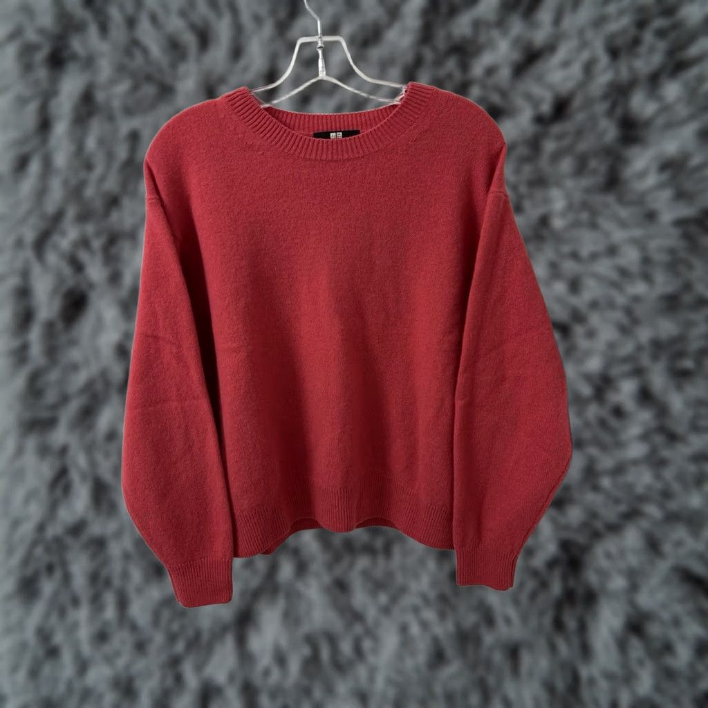 Uniqlo Uniqlo Sweater Womens XL Red 100% Wool Ribbed Knit Pullover Long Sleeve Crew Neck Pullover - Casual Size XL / US 12-14 / IT 48-50 - 1 Thumbnail