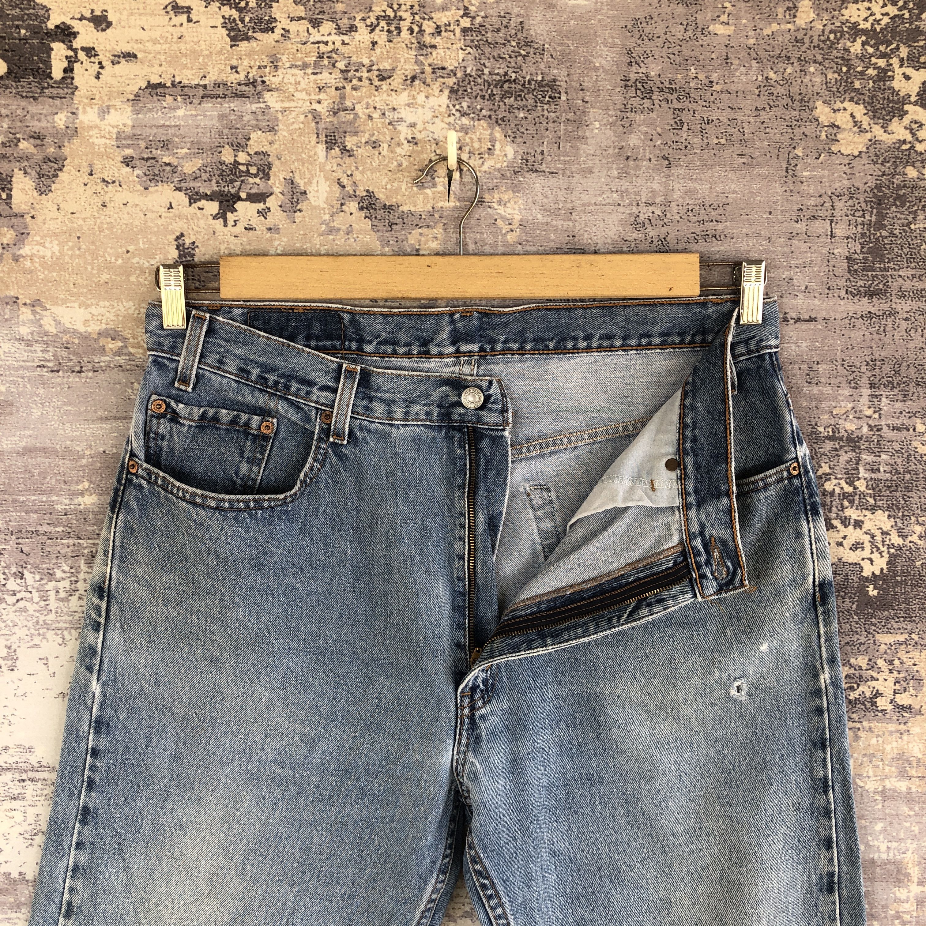 Levi's Vintage 90s Levis 505 SunFaded Jeans Light Wash Denim Size US 36 / EU 52 - 6 Thumbnail