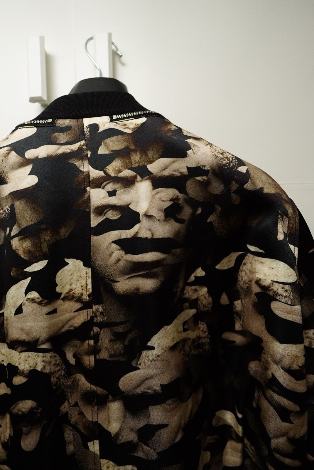 Neil Barrett Neil Barrett Gold Black Satin Bomber Large Size US L / EU 52-54 / 3 - 7 Thumbnail