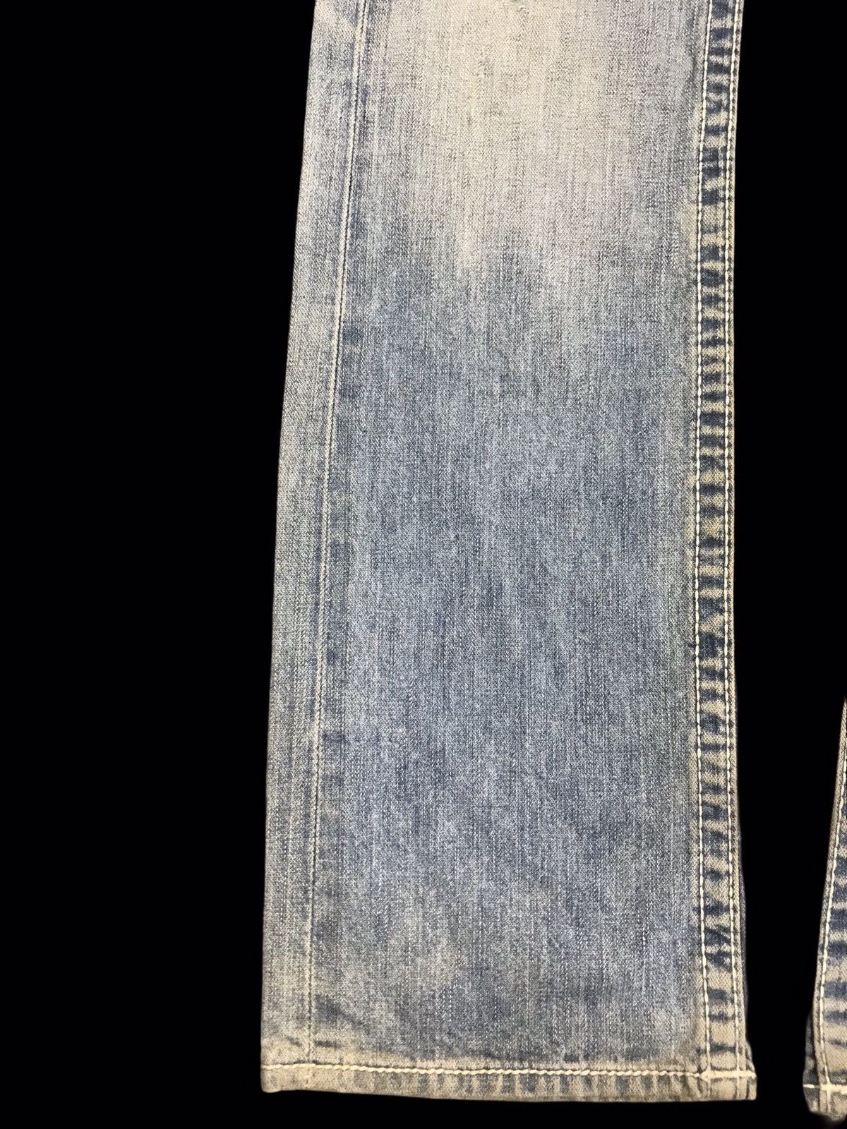 True Religion 💥THRASHED💥TRUE RELIGION LOW RISE DISTRESSED DENIM F377 Size US 29 - 8 Thumbnail