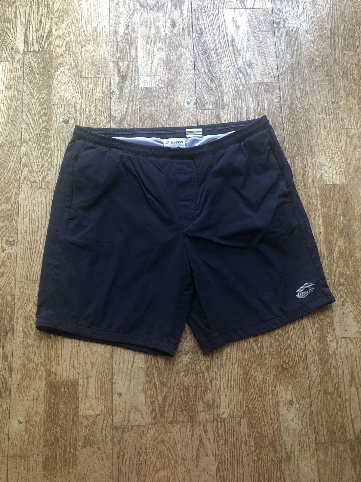 Lotto Sport VINTAGE LOTTO SPORT QUALITY LIGHT SHORTS Size US 36 / EU 52 - 1 Thumbnail