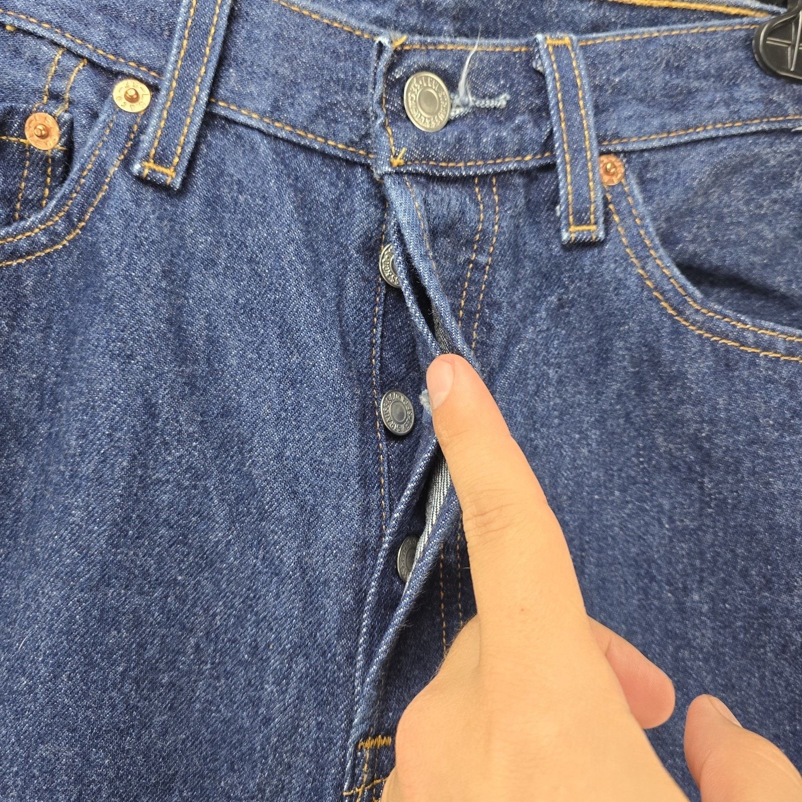 Levi's Vtg Levis 501 Jeans Men 29x32 (Fits 28x30) Button Fly Y2K Size US 28 / EU 44 - 4 Thumbnail