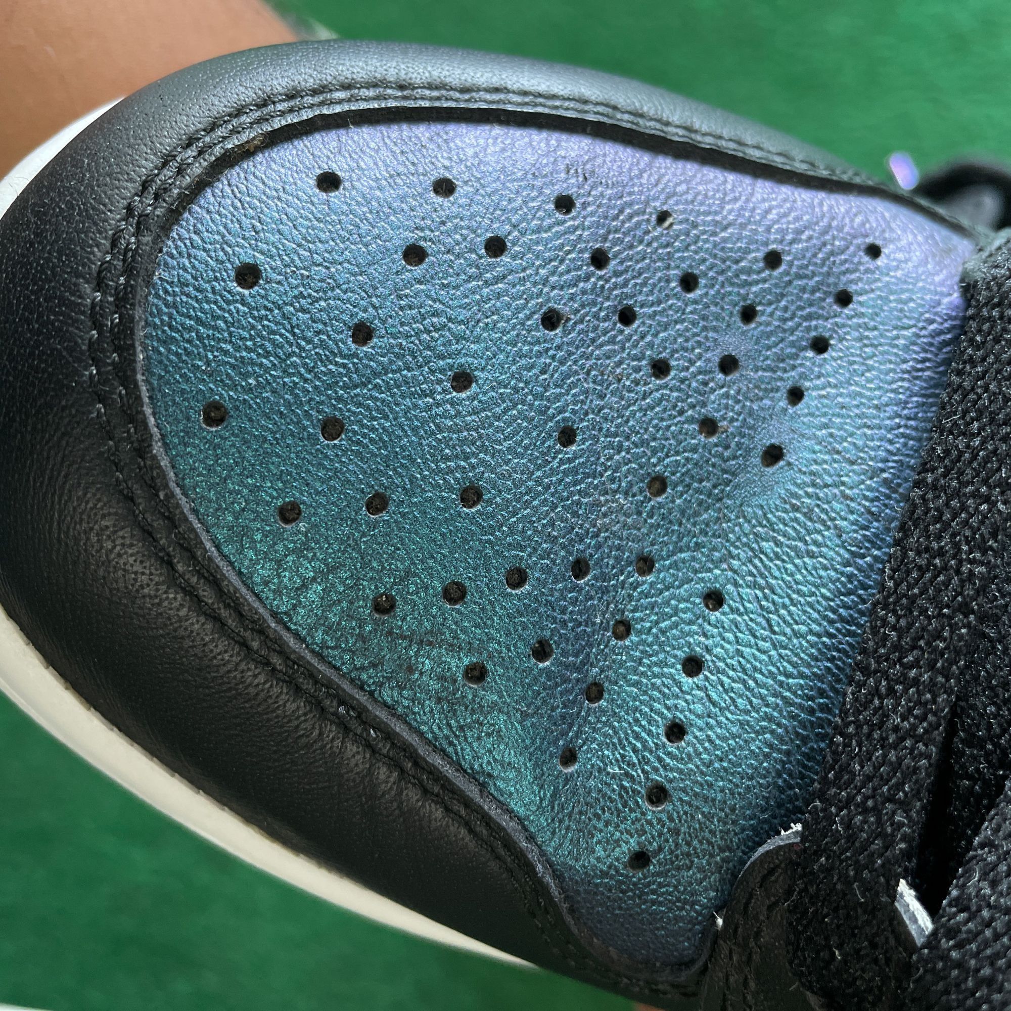 Nike Pre-Owned Air Jordan 1 Retro High OG ‘All Star Chameleon’ - Size US 8.5 / EU 41-42 - 9 Thumbnail