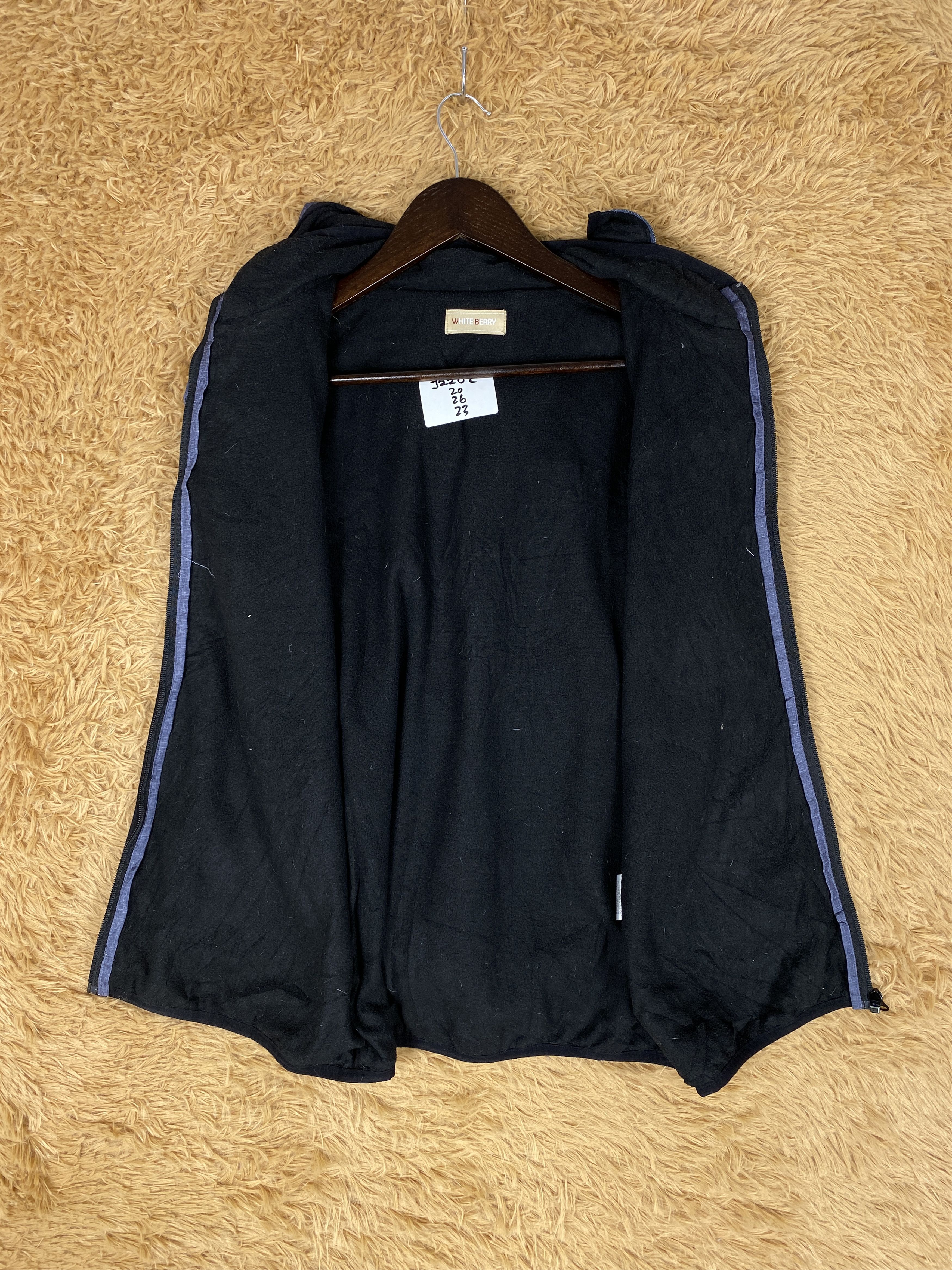 Japanese Brand White Berry Hoodie Fleece Lining Jacket Size US S / EU 44-46 / 1 - 6 Thumbnail