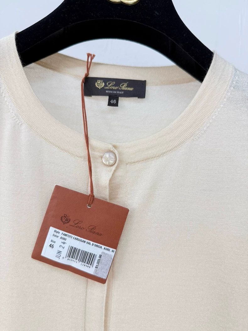 Loro Piana LORO PIANA Light beige silk cashmere cardigan with mother- Size M / US 6-8 / IT 42-44 - 2 Thumbnail