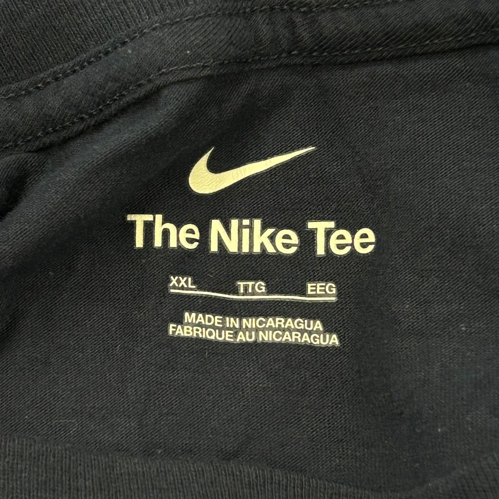 Nike Nike Michigan Wolverines navy blue Tee T Shirt size XXL 2XL Size US XL / EU 56 / 4 - 4 Thumbnail