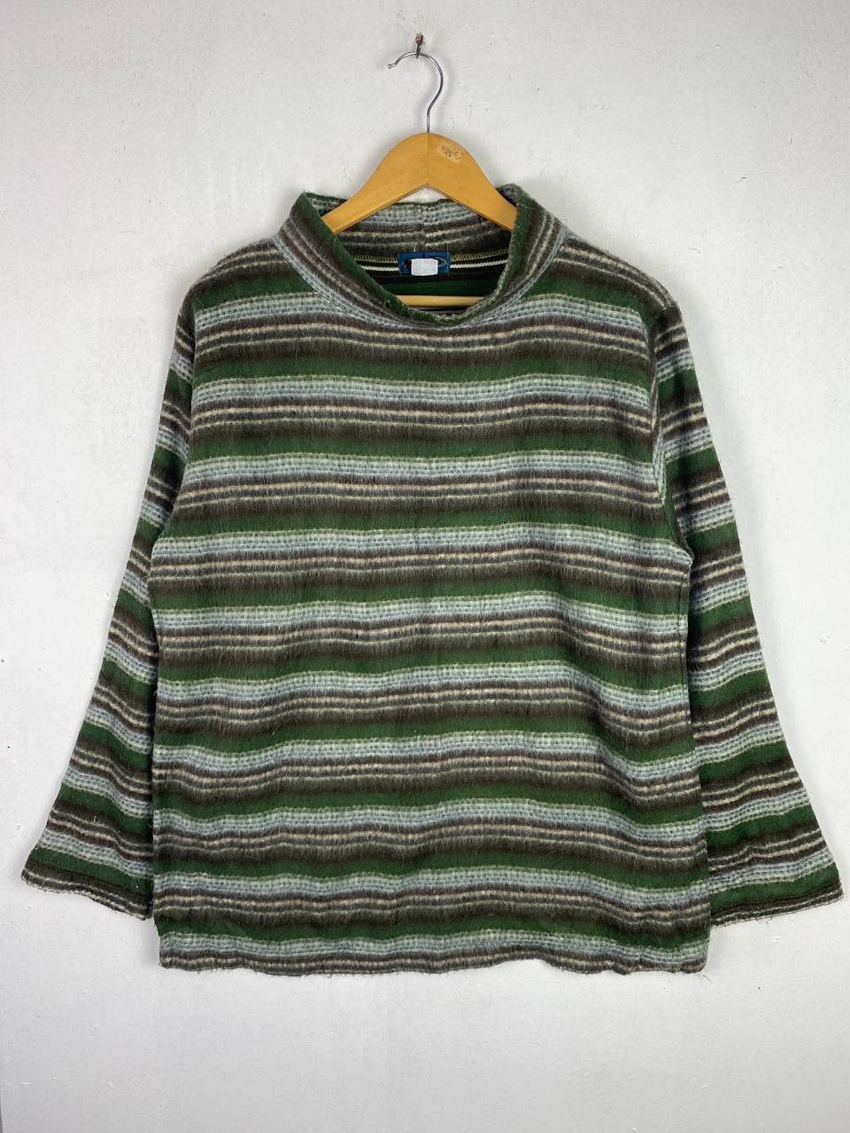 Japanese Brand Japanese brand striped wool sweatshirt nice design Size US M / EU 48-50 / 2 - 1 Thumbnail