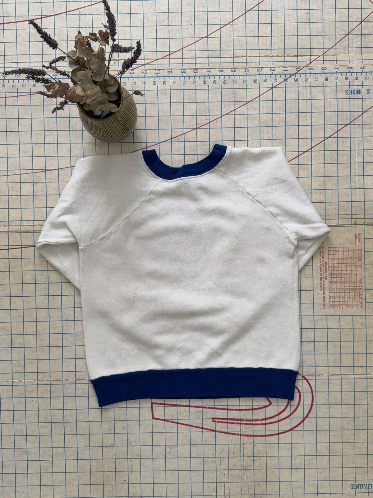 NFL × Vintage Vintage LA Rams Raglan Sleeve Crewneck Boys Kids Size Large Size US XXS / EU 40 - 15 Thumbnail