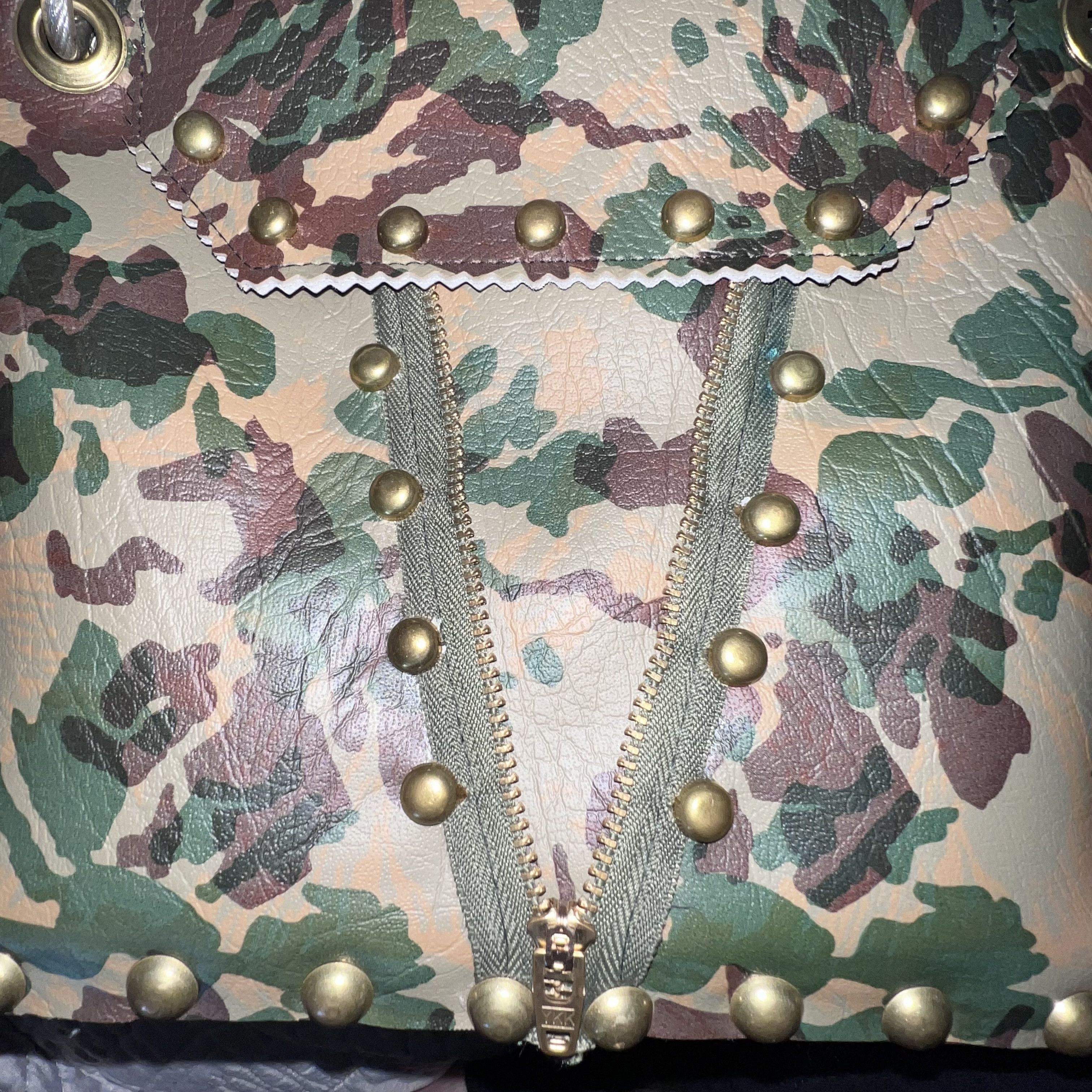 Other RARE Custom TOM BOY TOTES Bag - Floral Camo, Rivets, Charms Size ONE SIZE - 5 Thumbnail