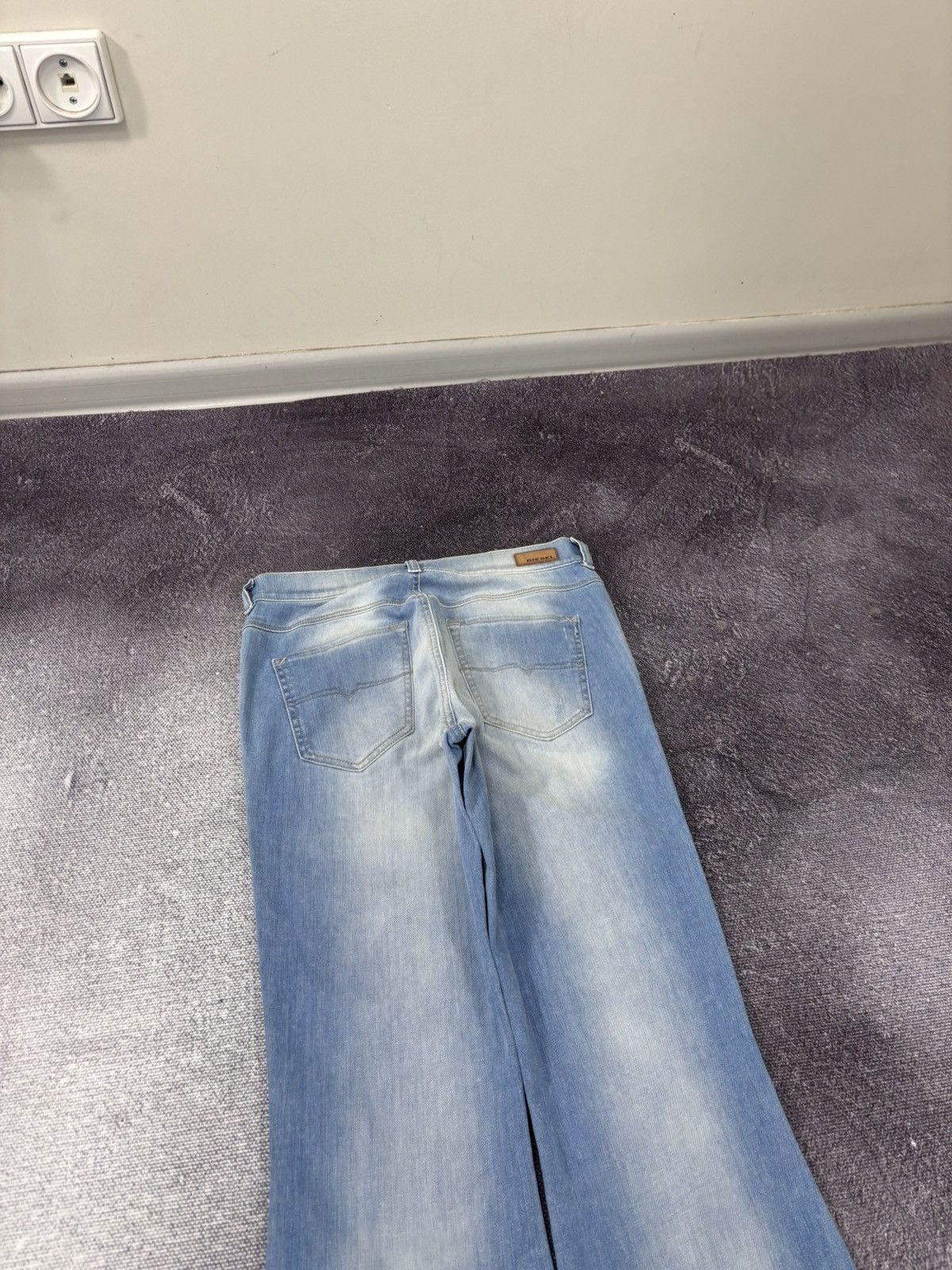 Diesel Diesel Sandy-B Women’s NWT Regular Slim Bootcut Jeans Size 26" / US 2 / IT 38 - 16 Thumbnail