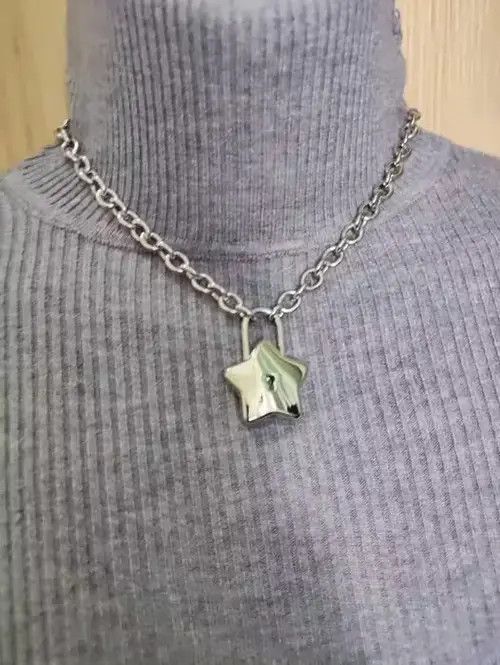 Japanese Brand Stars Lock Streetwear Necklace Chain Size ONE SIZE - 2 Thumbnail