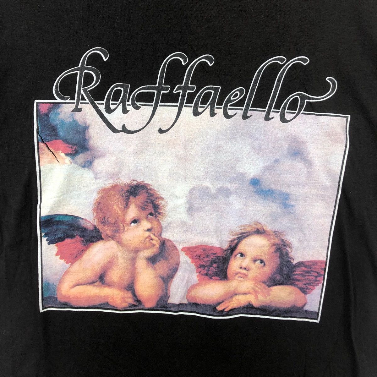 Vintage Vintage RAFFAELLO SANZIO PUTTI Madonna Painting Tee Shirt Size US M / EU 48-50 / 2 - 3 Thumbnail