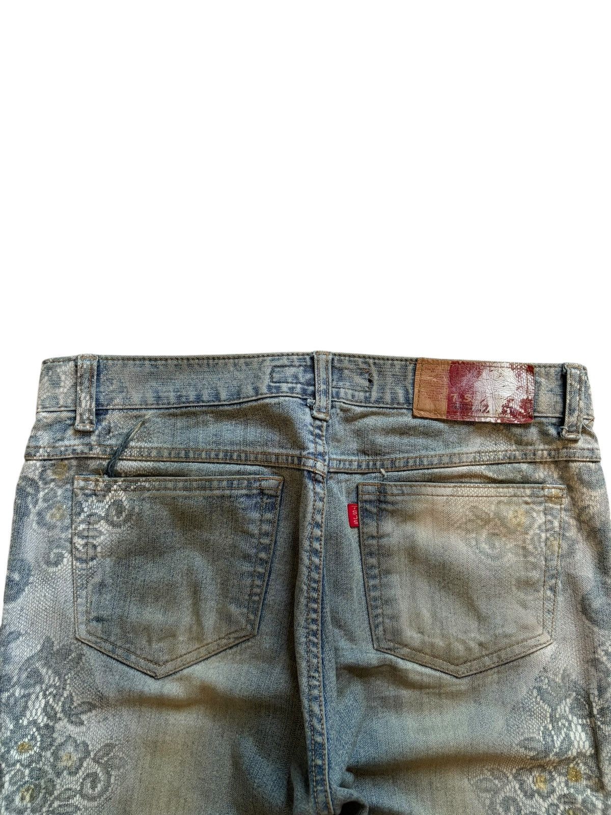 Japanese Brand Vintage Japanese Brand Faded Wash Printed Flare Jeans Size 31" - 8 Thumbnail