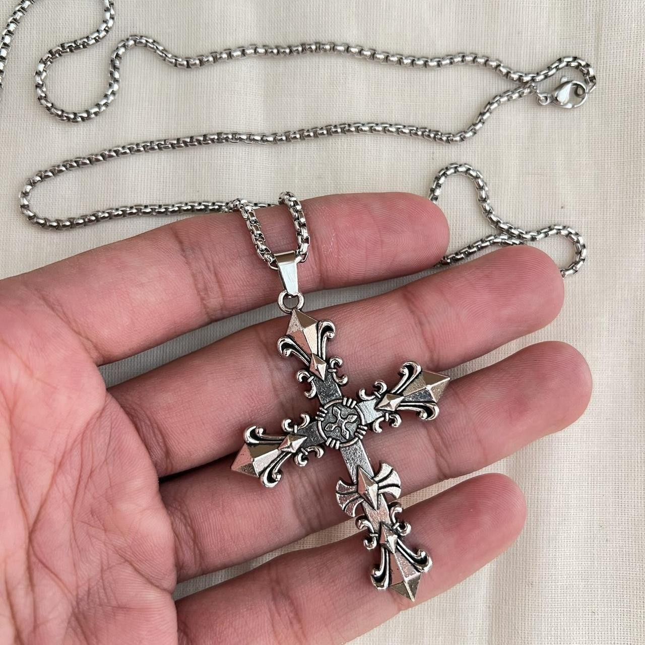 Japanese Brand y2k 2000s grunge heavy metal gothic cross pendant necklace Size ONE SIZE - 3 Thumbnail