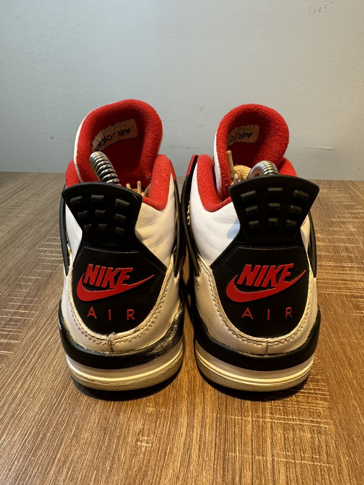 Air Jordan Retro OG GS Fire Red 2020 Size Women's