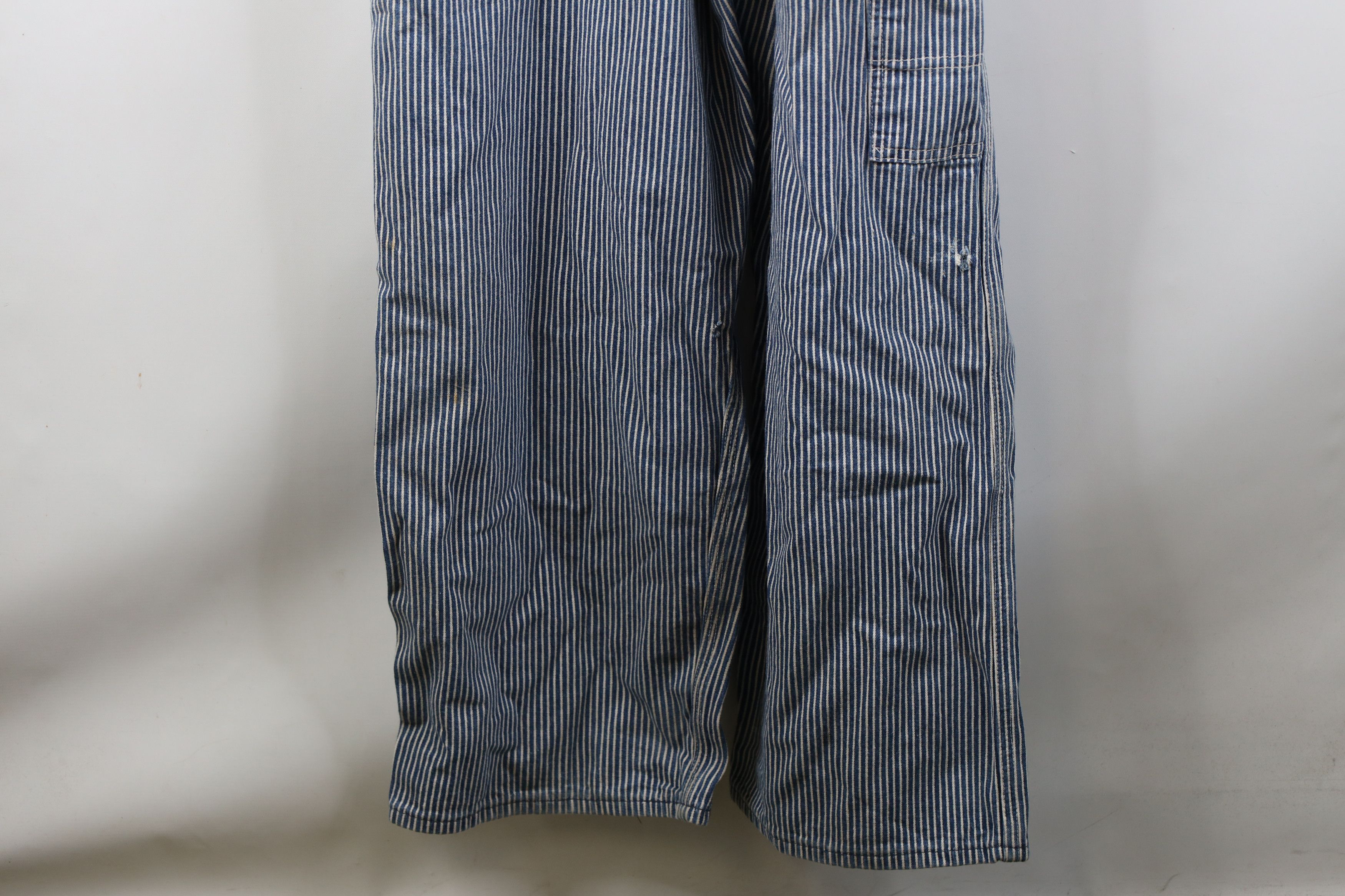 Oshkosh Vintage 70s OshKosh B'Gosh Hickory Striped Overalls Size US 36 / EU 52 - 23 Thumbnail
