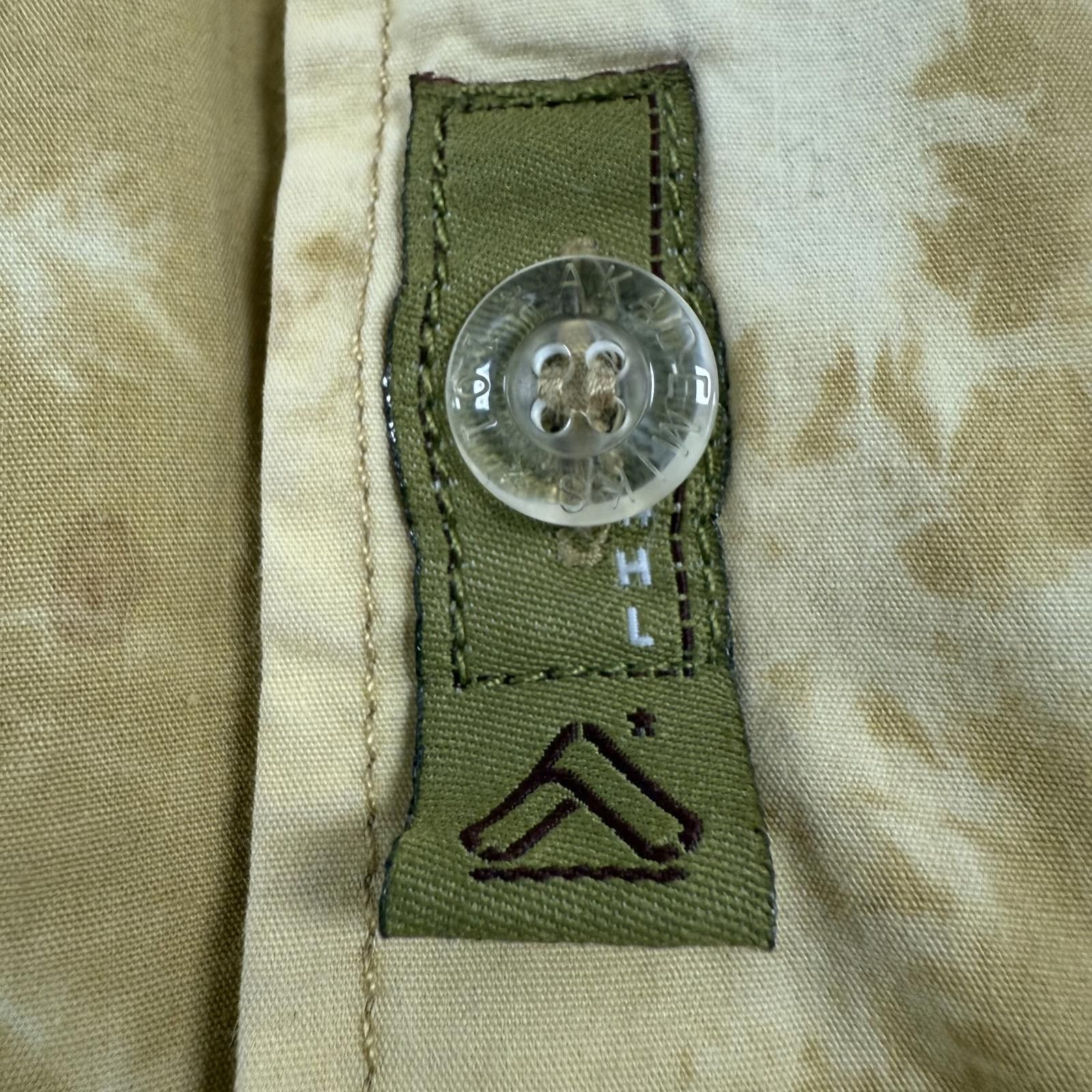 Akademiks Vtg Akademiks Men's Tie-Dye Button-Up Shirt Denim Tags - L Size US L / EU 52-54 / 3 - 4 Thumbnail
