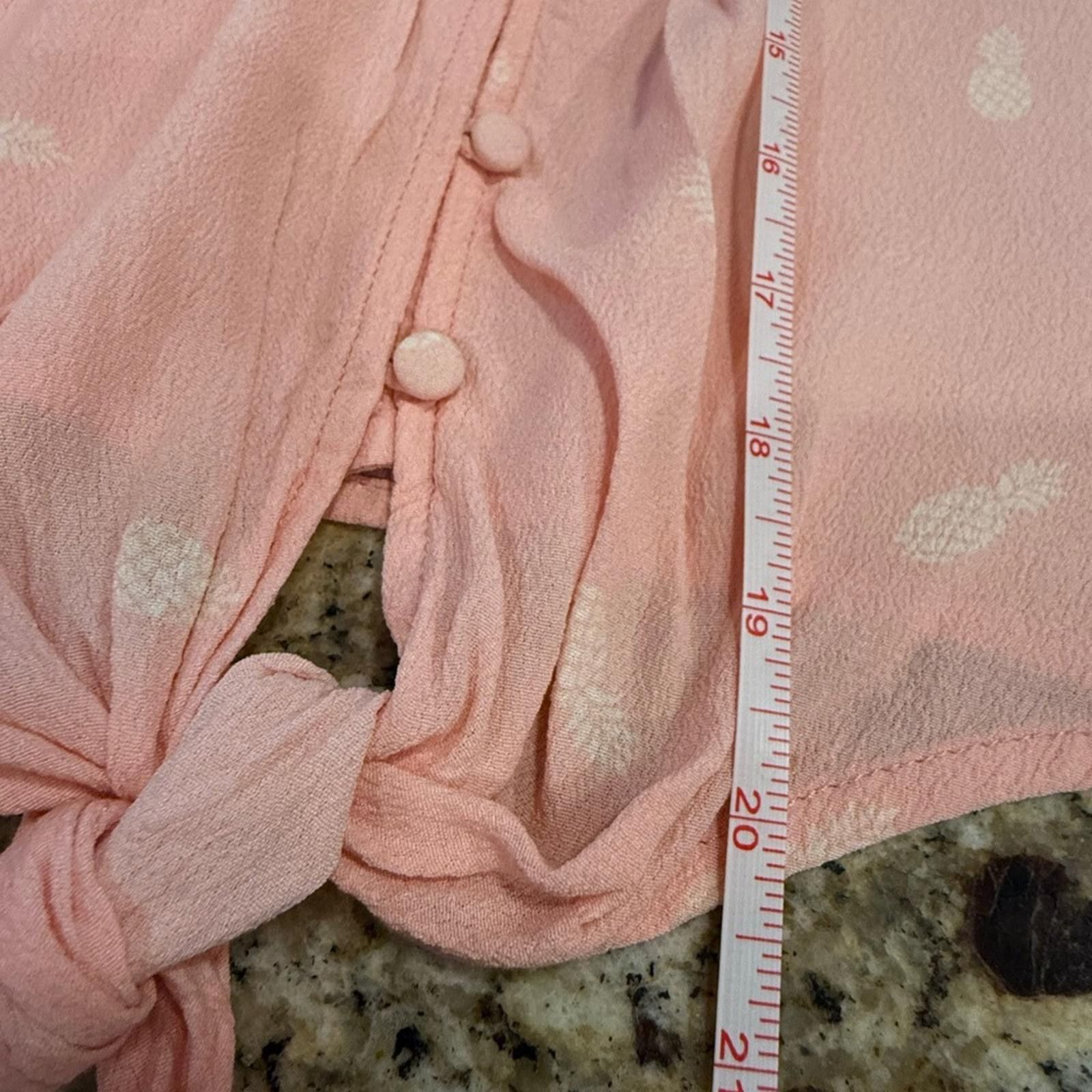 Other Elodie pink pineapple crop top tie waist V neck SZ LG Size L / US 10 / IT 46 - 10 Thumbnail