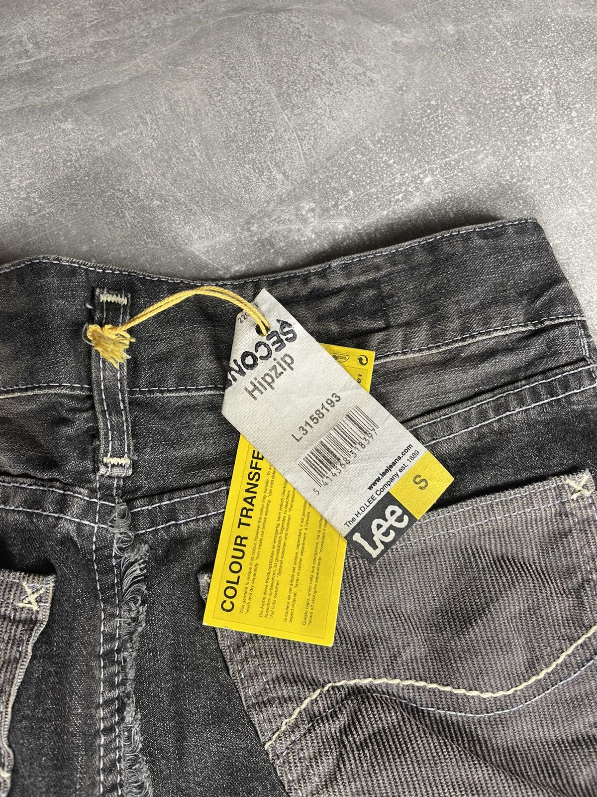 Lee Y2K Lee Black Denim Leather Details Maxi Skirt Vintage Size 28" / US 6 / IT 42 - 12 Thumbnail
