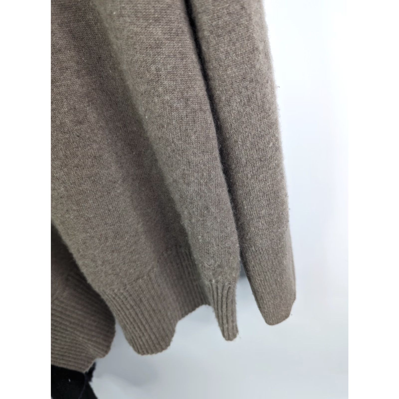 Bloomingdale's C by Bloomingdales Women's Turtle Neck 2-Ply Cashmere Sweater Brown Size Large Size L / US 10 / IT 46 - 5 Thumbnail