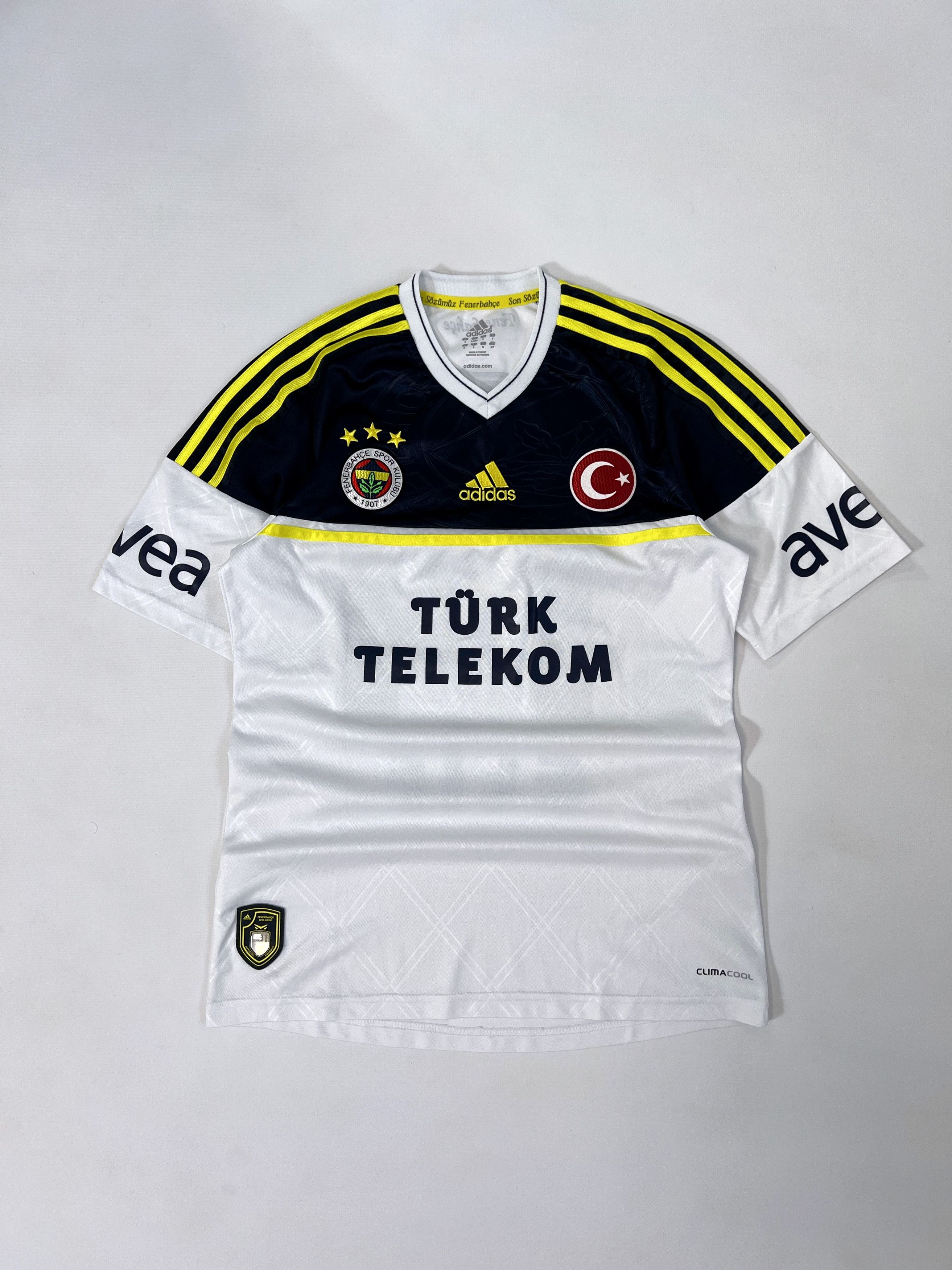 Other Adidas Fenerbahce jersey kit Size US S / EU 44-46 / 1 - 2 Thumbnail