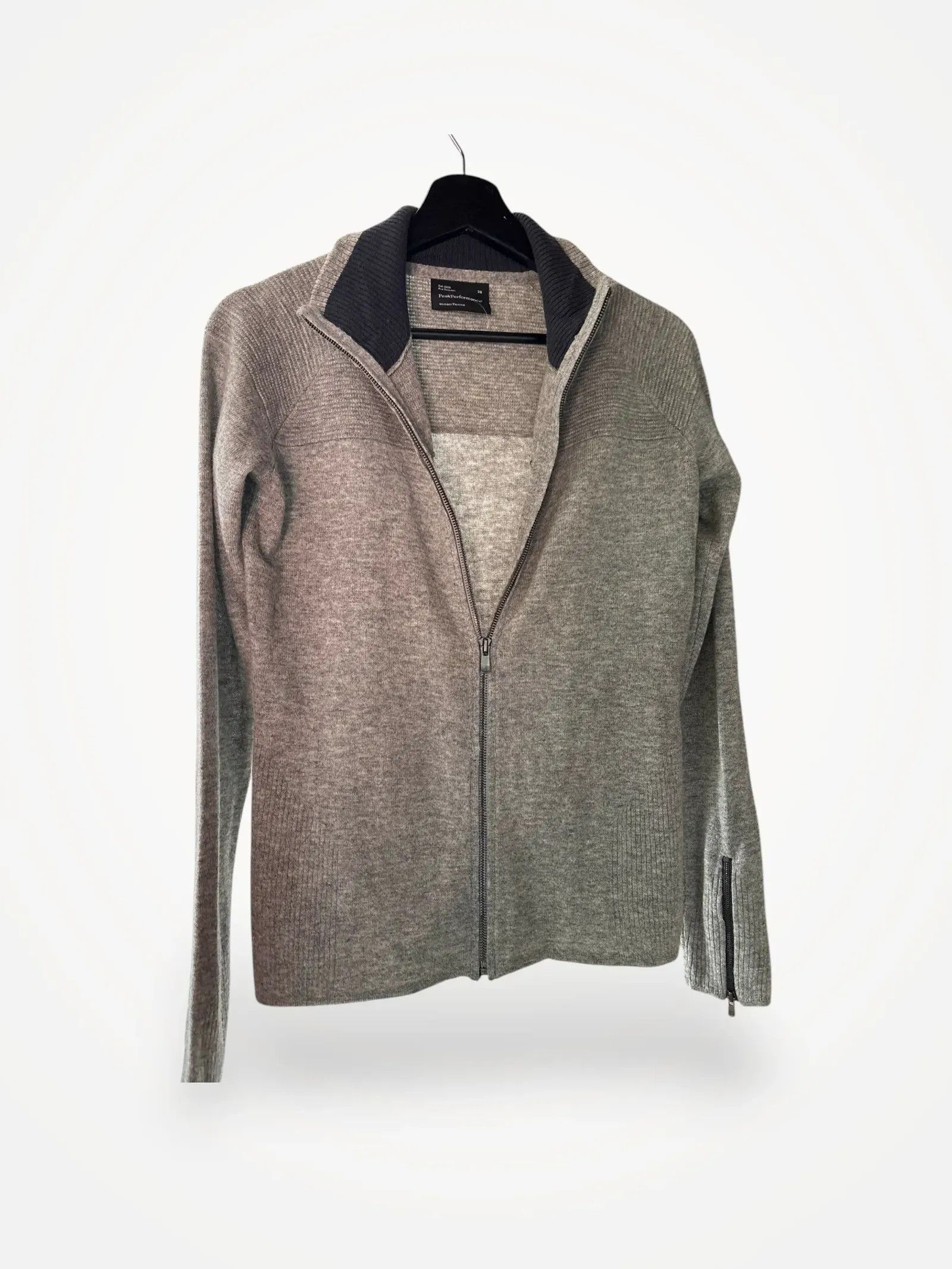 Peak Performance Peak Performance Mont z Cardigan Size S / US 4 / IT 40 - 1 Thumbnail