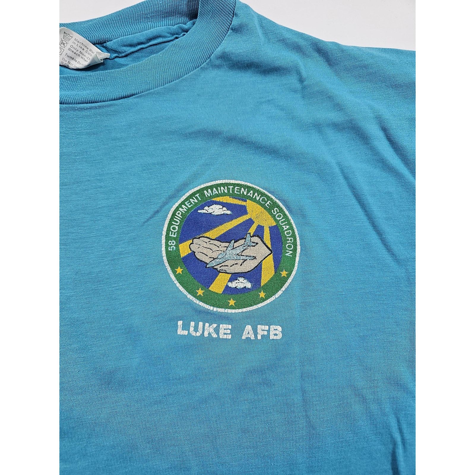 Hanes Fighting Falcon Jet Fighter Blue 50/50 T-shirt Sz L Vintage Size US L / EU 52-54 / 3 - 4 Thumbnail