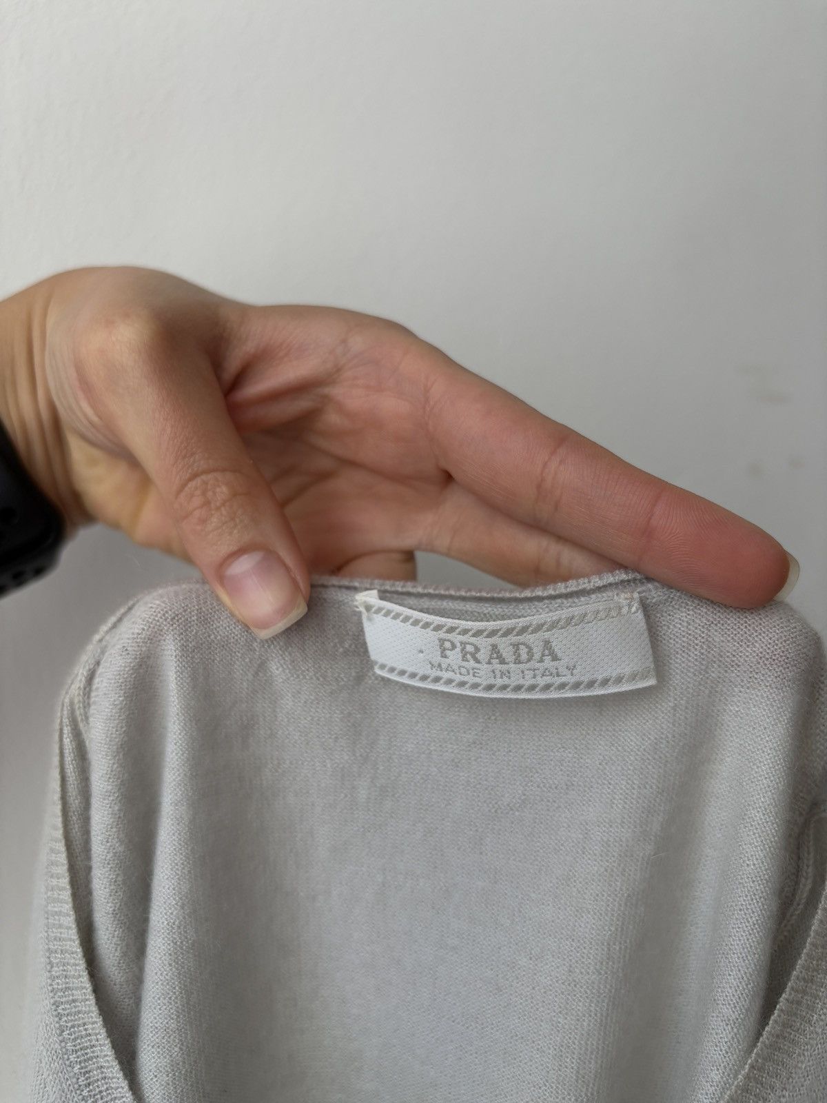 Miu Miu × Prada Prada archive minimalist sleeveless cashmere vest Size S / US 4 / IT 40 - 5 Thumbnail