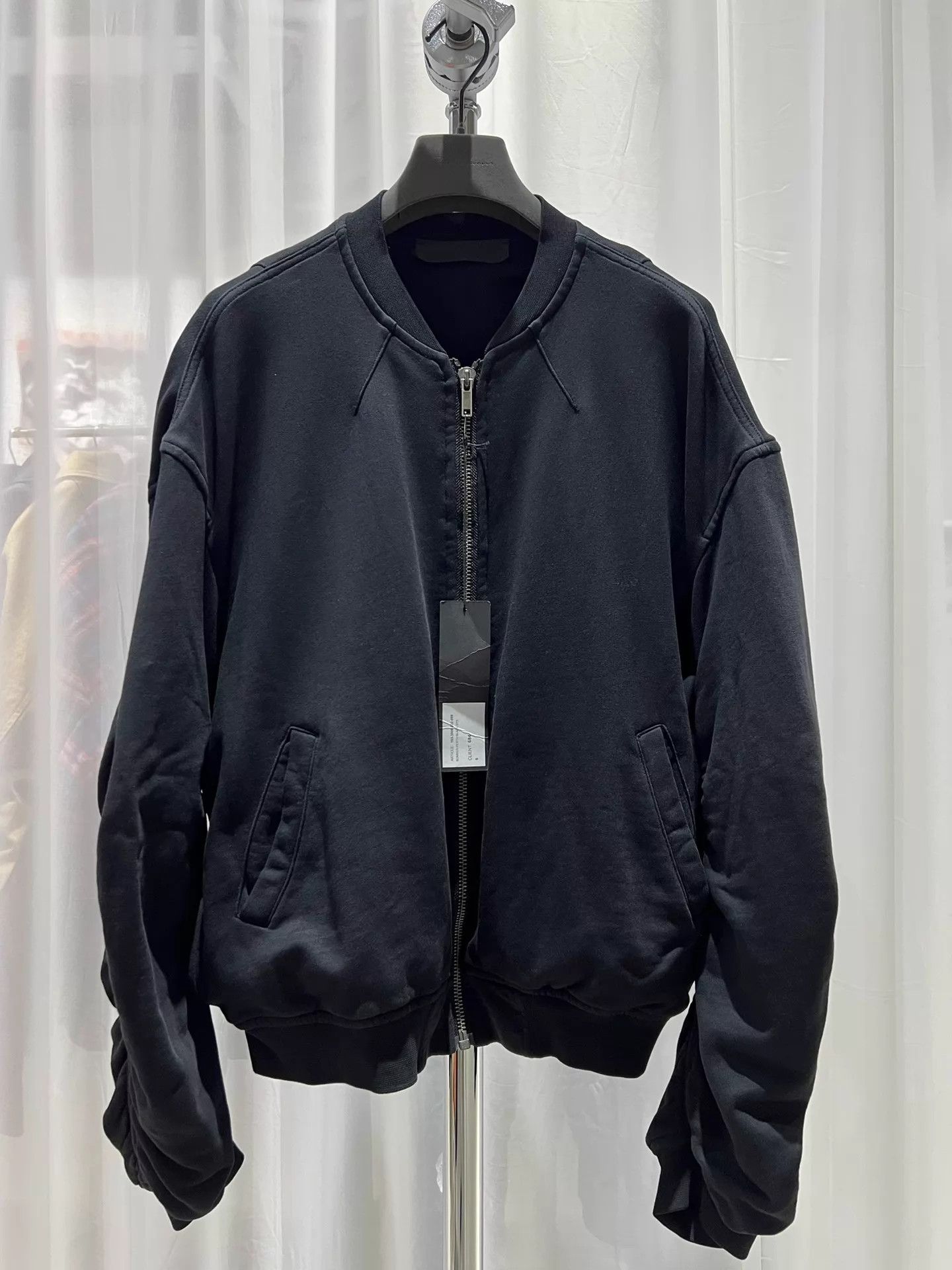 Haider Ackermann Haider Ackermann Perth Bomber Black Pleated Jacket Size US S / EU 44-46 / 1 - 1 Thumbnail