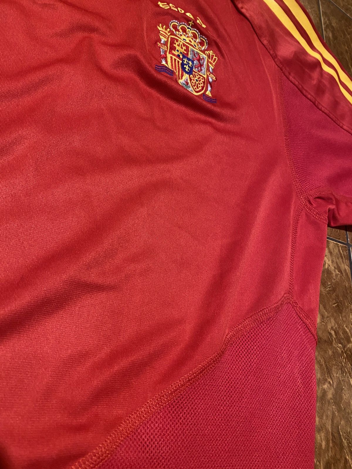 Adidas × Vintage Vintage adidas spain Jersey 2004 Size US M / EU 48-50 / 2 - 9 Thumbnail
