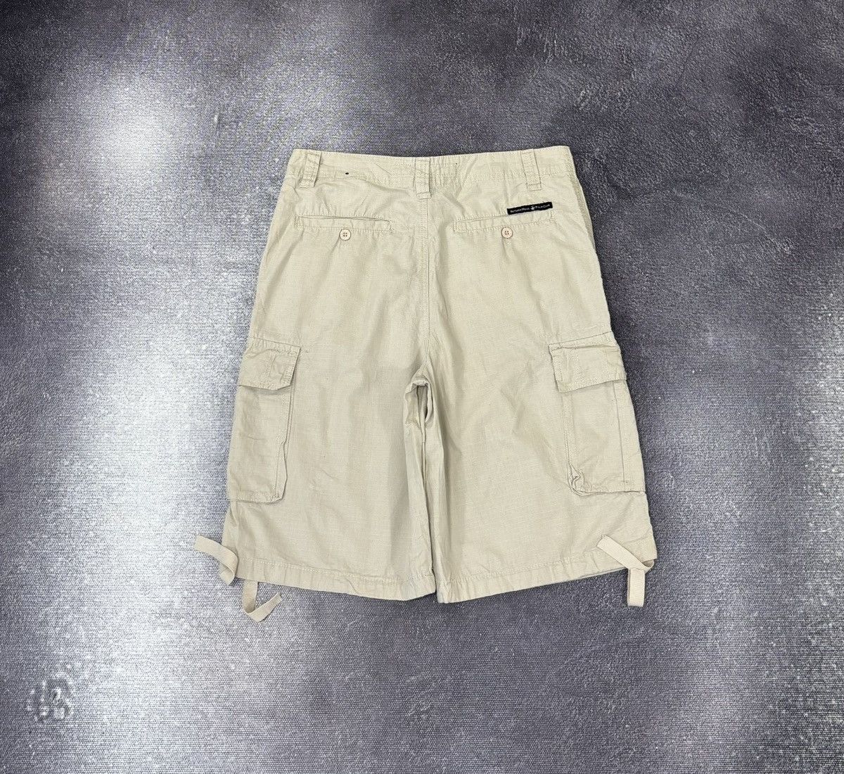 Beverly Hills Polo Club Beverly Hills Polo Club Y2K Bondage Utility Cargo Shorts Size US 32 / EU 48 - 2 Thumbnail