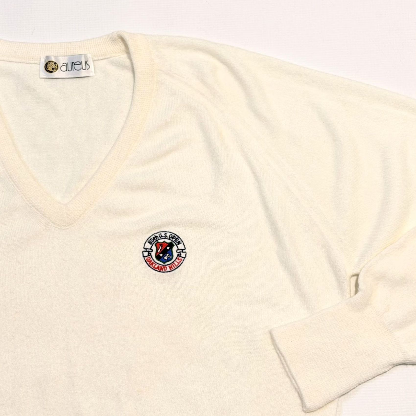 Vintage Aureus Sweater Mens XL Ivory Neck Cream Embroidered Golf Crest Knit Pullover Adult Size US XL / EU 56 / 4 - 2 Thumbnail