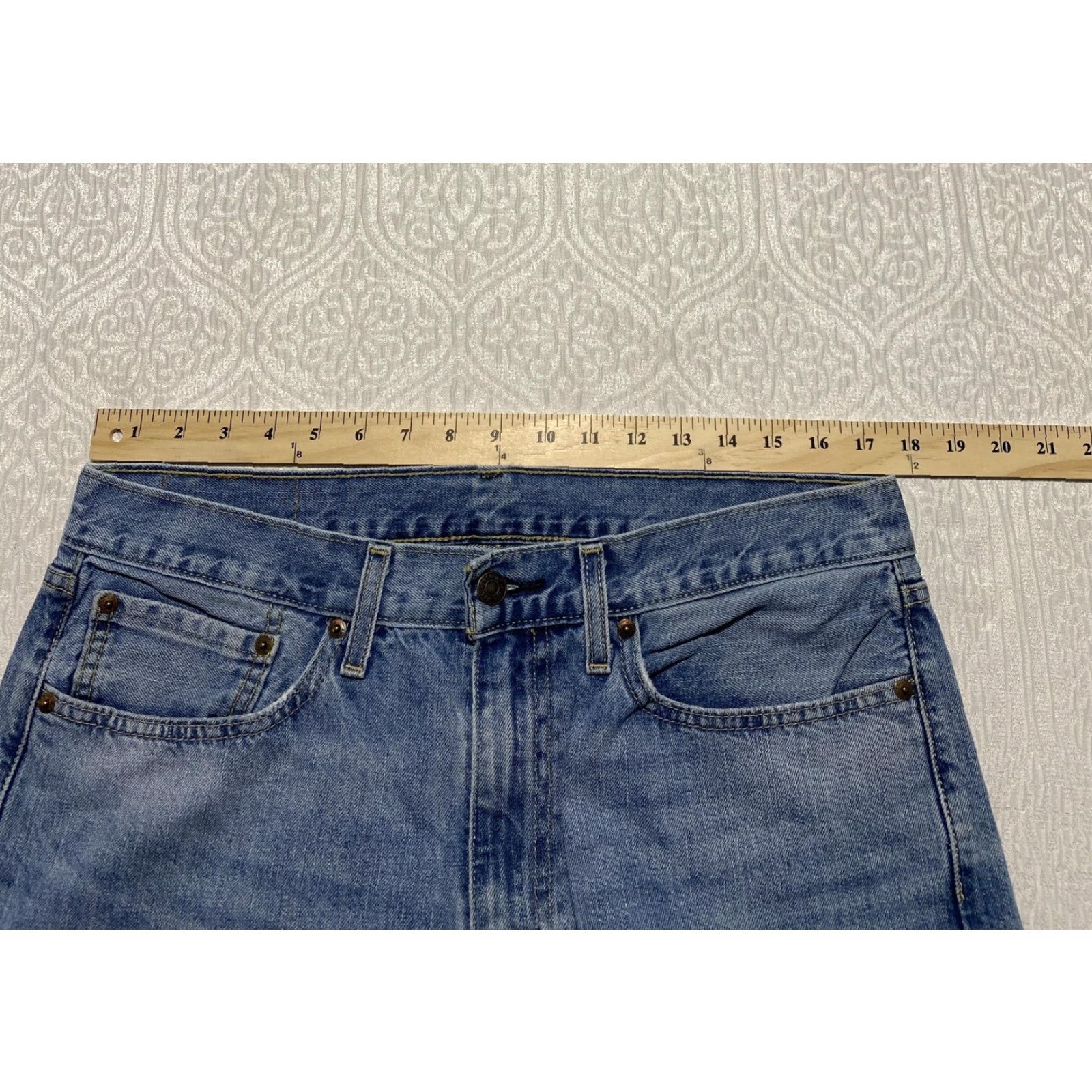 Levi's Levi's 505 Jeans Mens 34x30 Blue Regular Fit Straight Zip Fly Denim 5-Pocket Mens Jeans Regular 34 Levi's Size US 34 / EU 50 - 6 Thumbnail