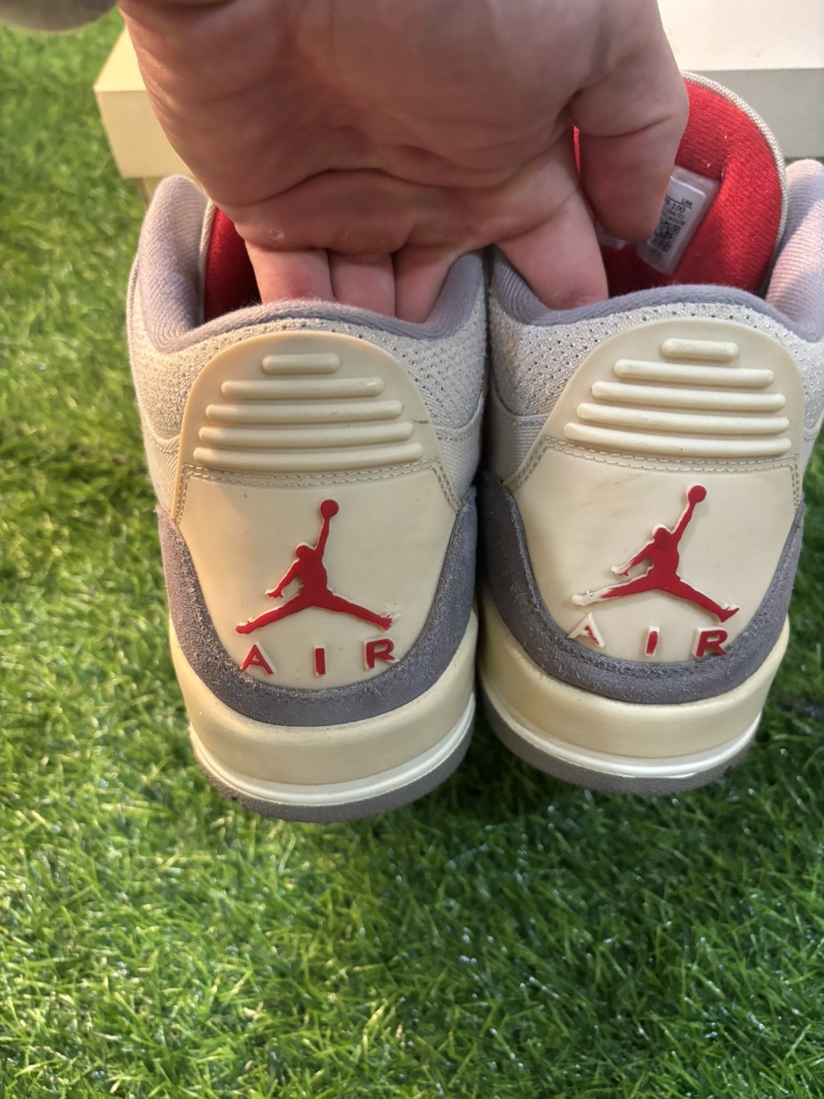 Jordan Brand Jordan 3 Muslin Size US 12 / EU 45 - 4 Thumbnail