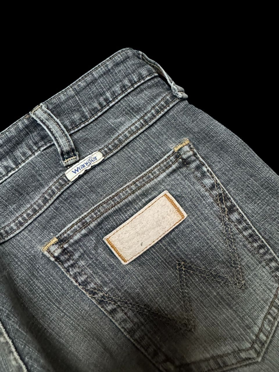 Wrangler Vintage 90s Archive Wrangler Mudwash Distressed Ripped Jean Size US 31 - 19 Thumbnail