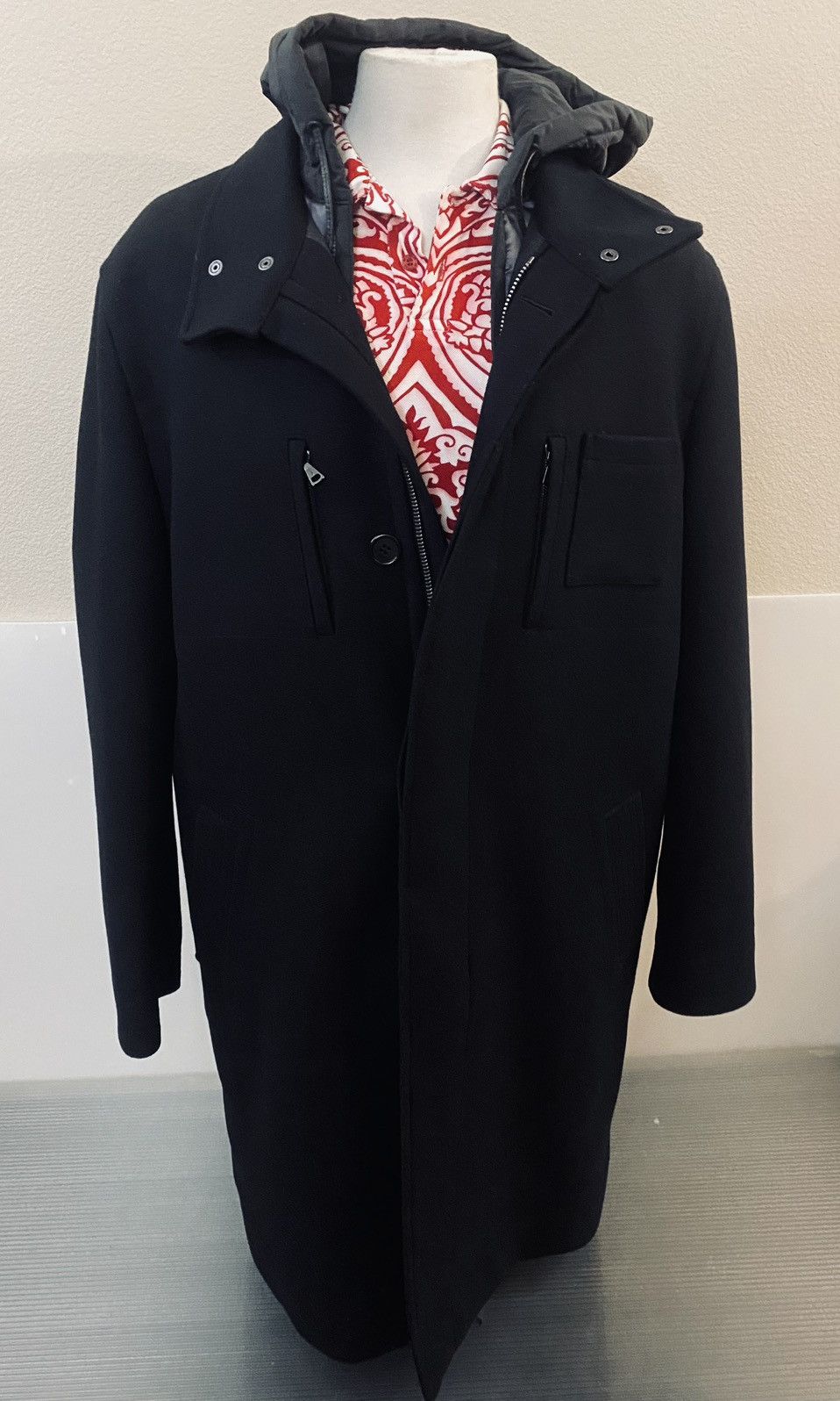 John Varvatos John Varvatos 🇮🇹 noir wool techno lined hood overcoat 56 NEW Size US XL / EU 56 / 4 - 3 Thumbnail