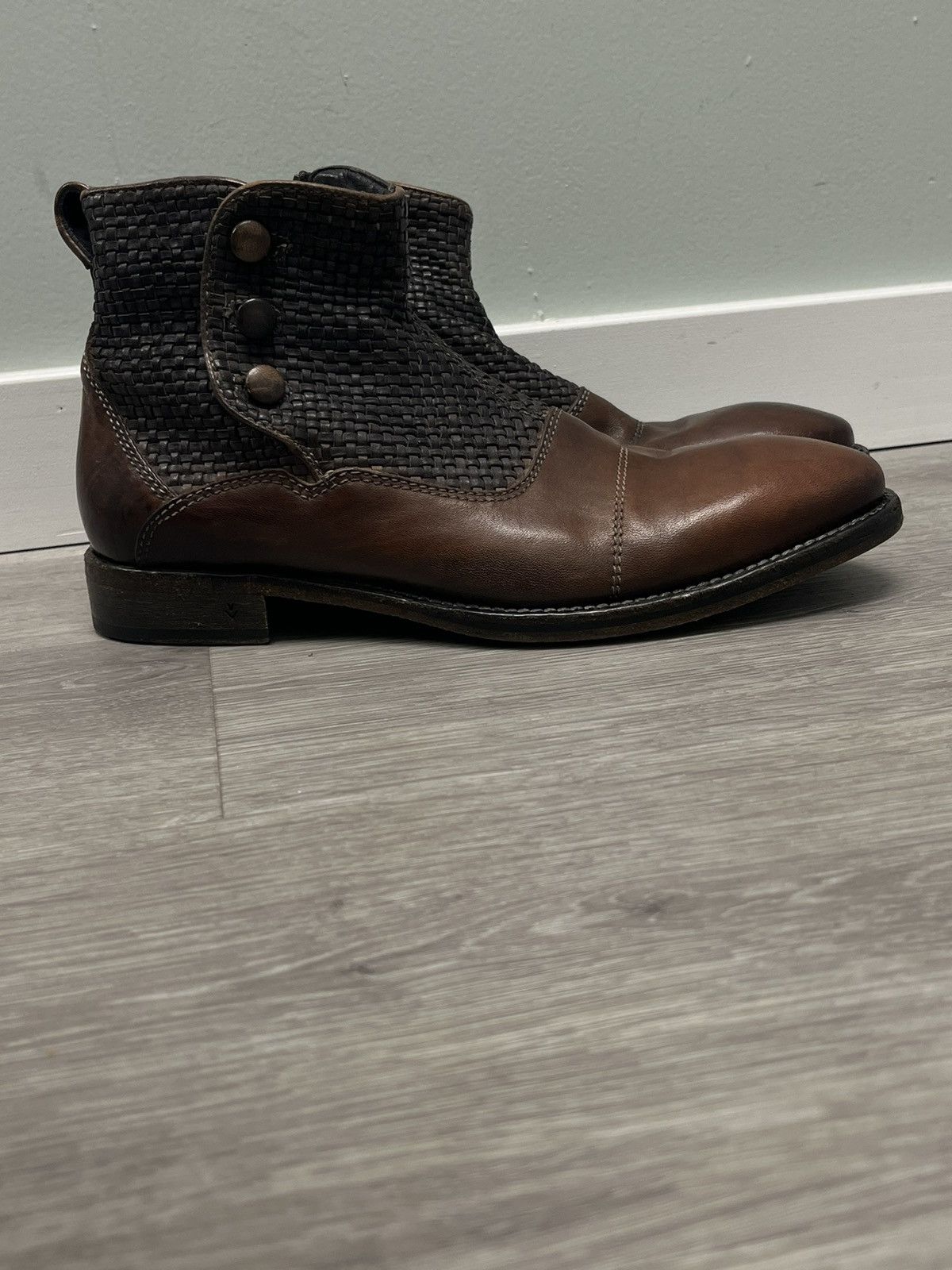 John Varvatos Summer Button Leather Boot. 9.5 Size US 9.5 / EU 42-43 - 6 Thumbnail