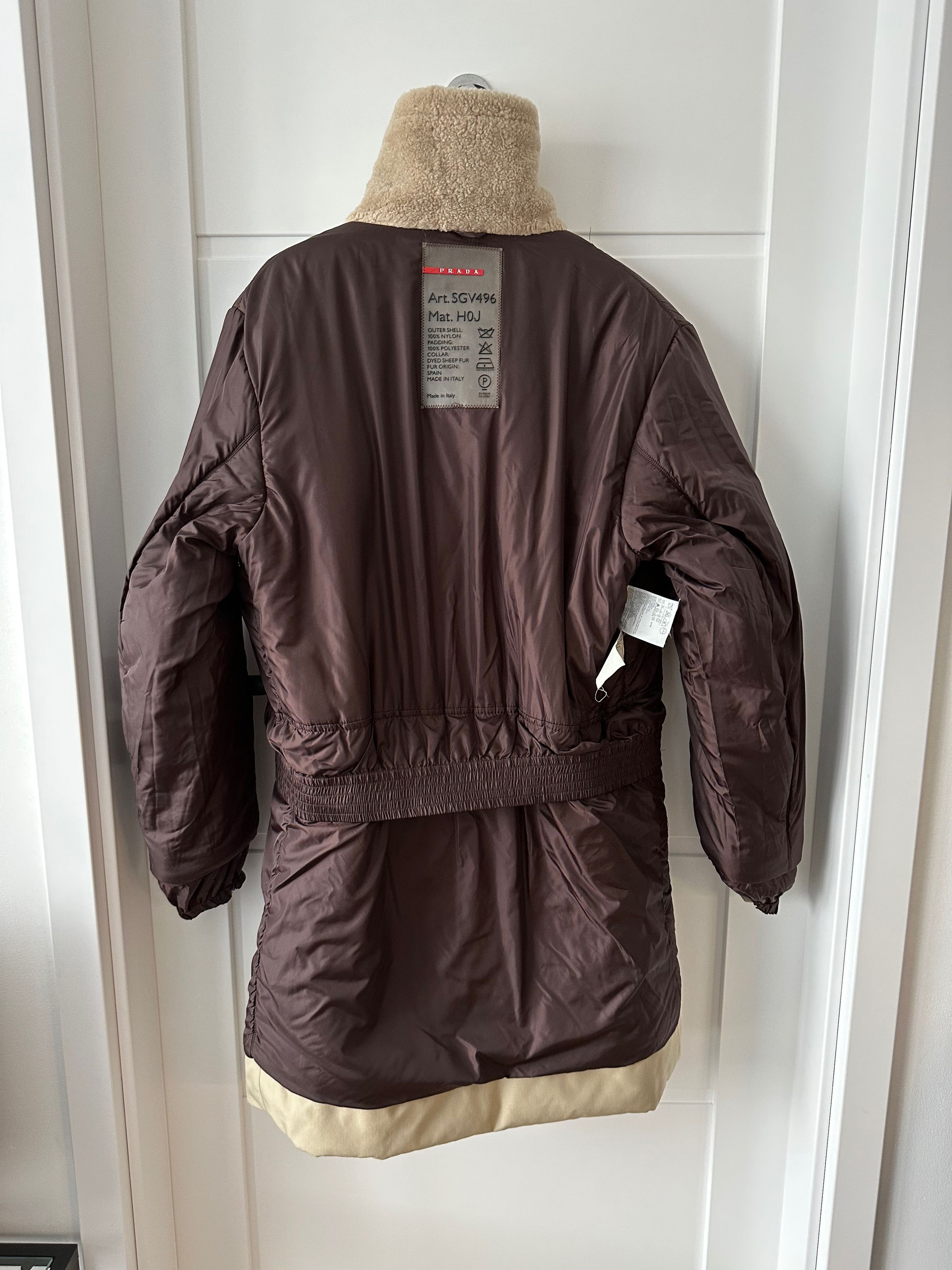 Prada PRADA padded beige coat warm jacket SGV496 coat Size US M / EU 48-50 / 2 - 14 Thumbnail