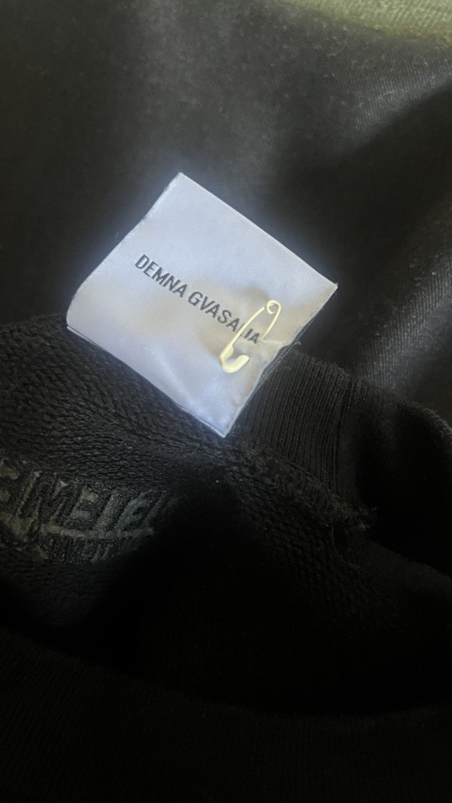 Vetements Vetements Custom Cropped Label Sweater Size M / US 6-8 / IT 42-44 - 7 Thumbnail