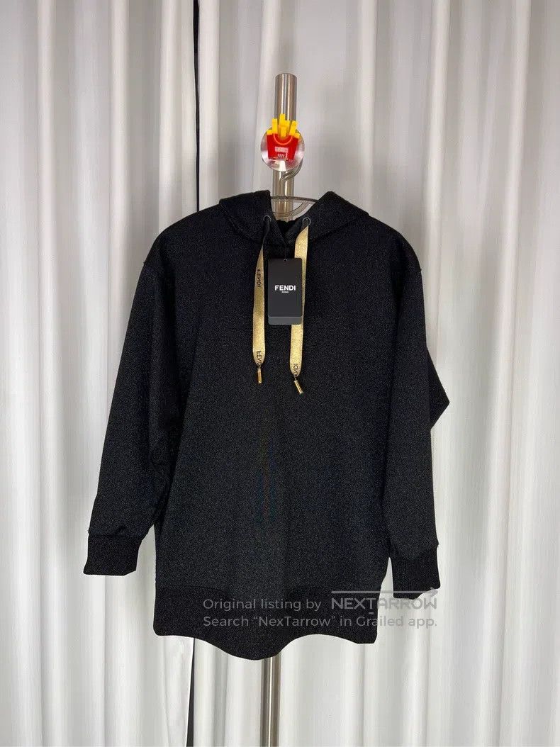 Fendi Fendi Women's black chest hidden logo hoodie Size XXL / US 16-18 / IT 52-54 - 1 Thumbnail
