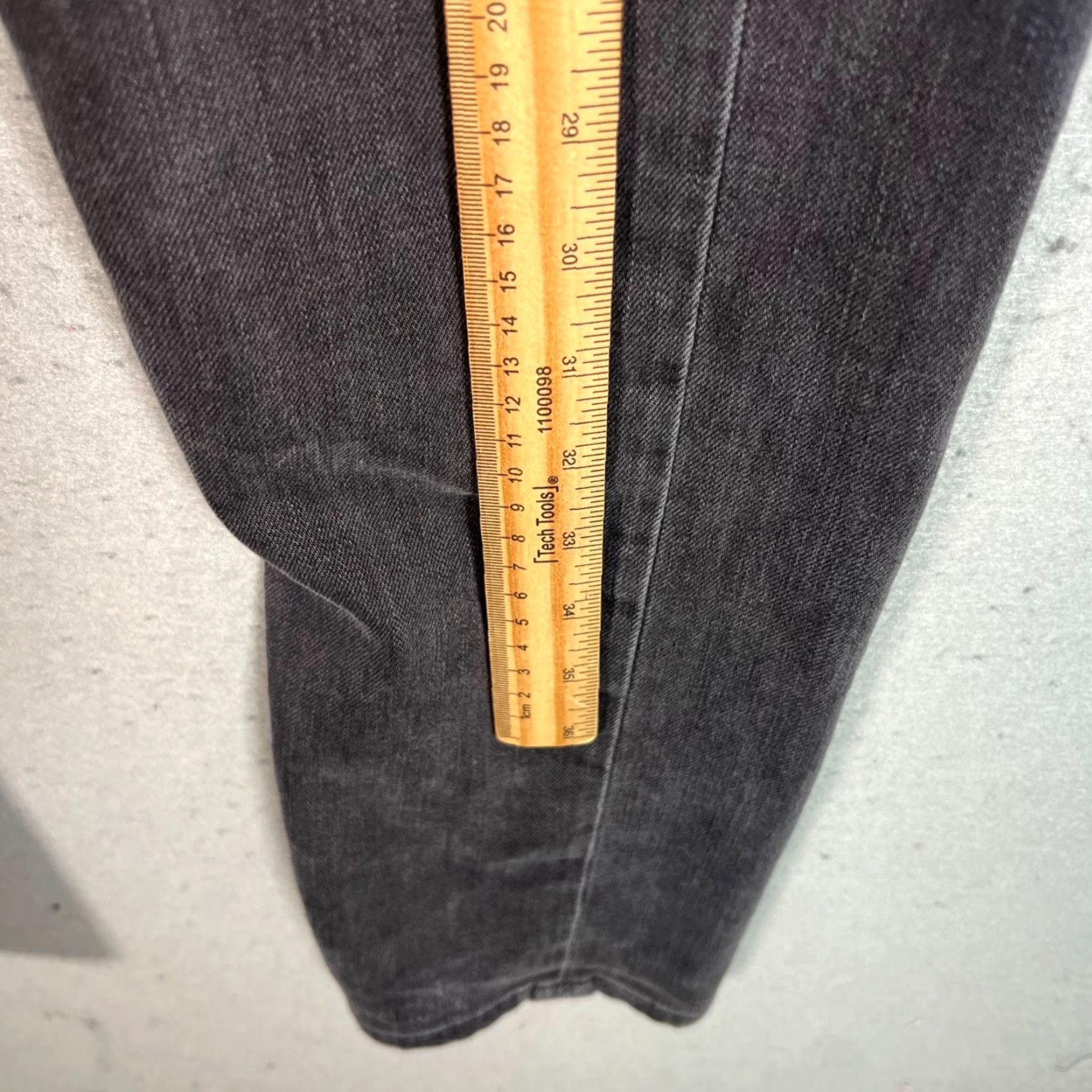 Rag & Bone Rag & Bone Mens Jeans 33 Extra-Slim Fit 1 Grey Cotton Blend Denim 5-Pocket Solid Size US 33 - 6 Thumbnail