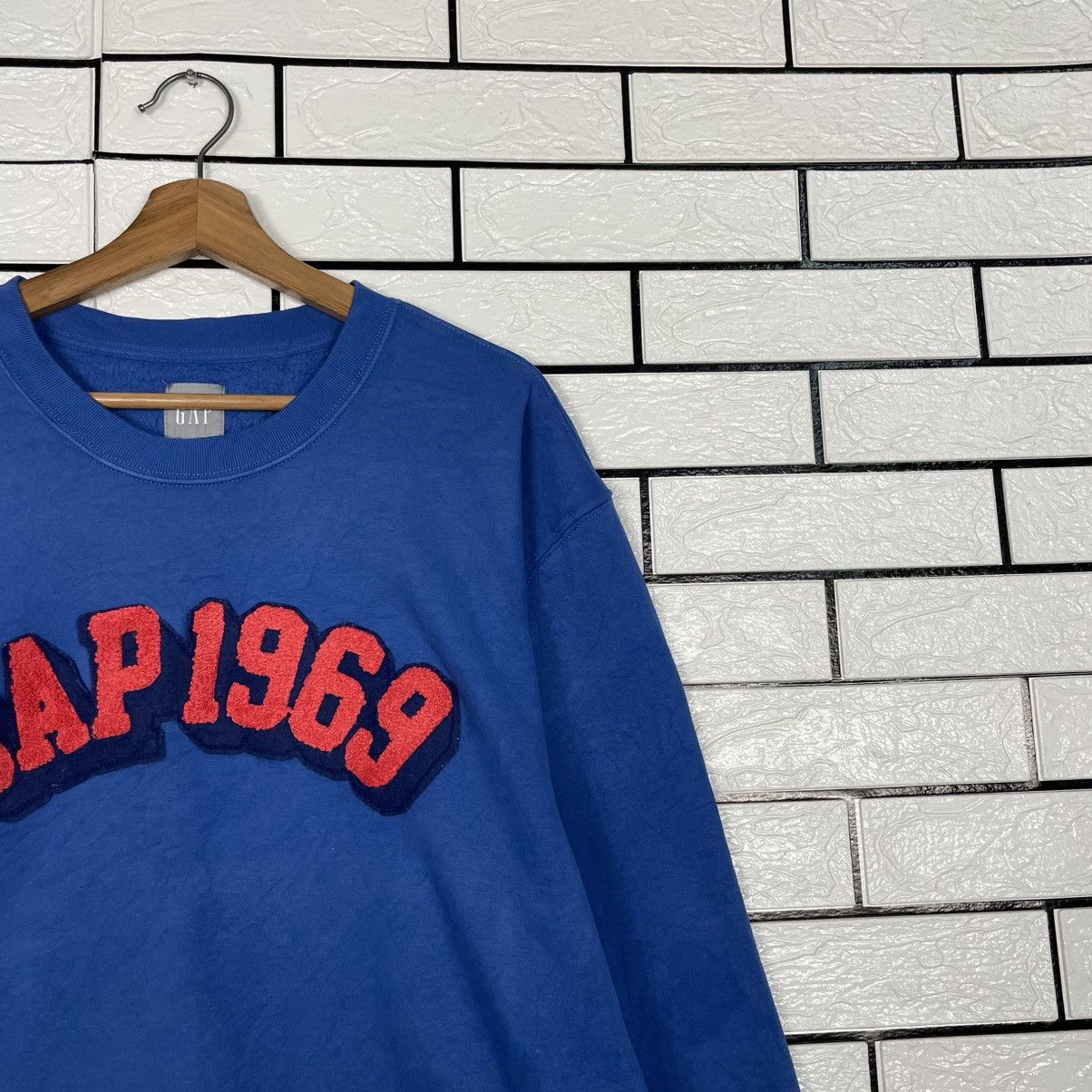 Gap Gap 1969 Big Logo Crewneck Sweatshirt Size US XL / EU 56 / 4 - 5 Thumbnail