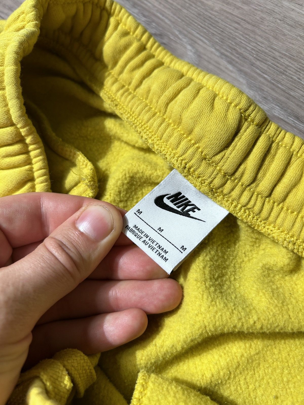 Nike Nike Yellow Fleece Track Pants Size US 32 / EU 48 - 6 Thumbnail