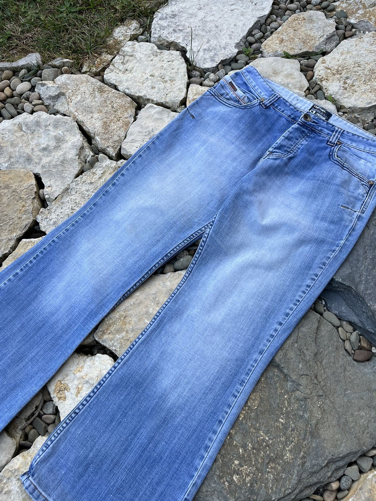 Diesel × Vintage Vintage Diesel freedom y2k baggy distressed thrashed jeans Size US 34 / EU 50 - 6 Thumbnail