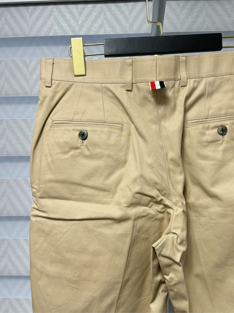 Thom Browne Thom Browne size2 Casual khaki shorts Size US 27 - 5 Thumbnail