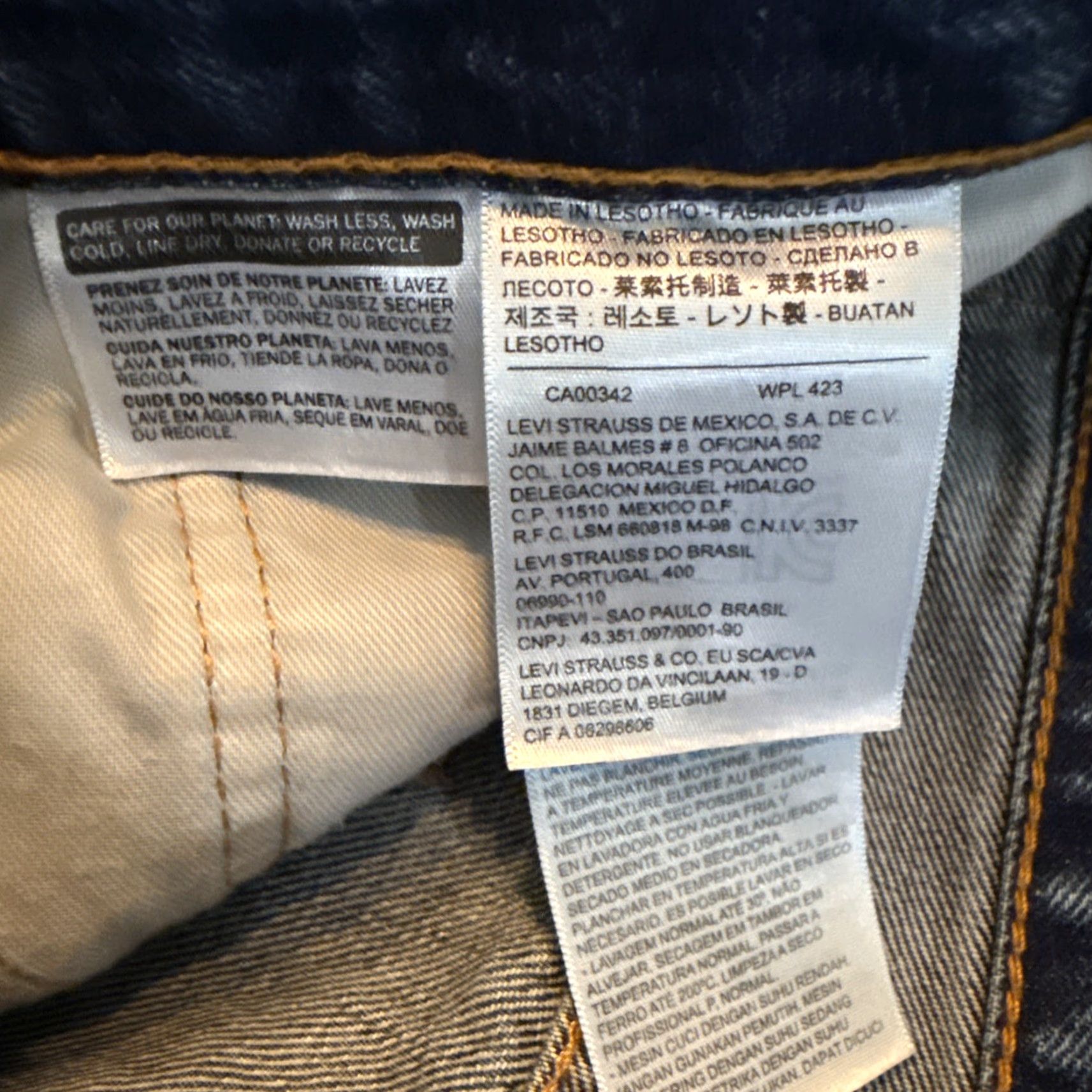 Levi's VINTAGE Levi's 505 Jeans Men 38X30 Blue Denim Cotton High Rise 5-Pocket Regular Style City USA Size US 38 / EU 54 - 6 Thumbnail
