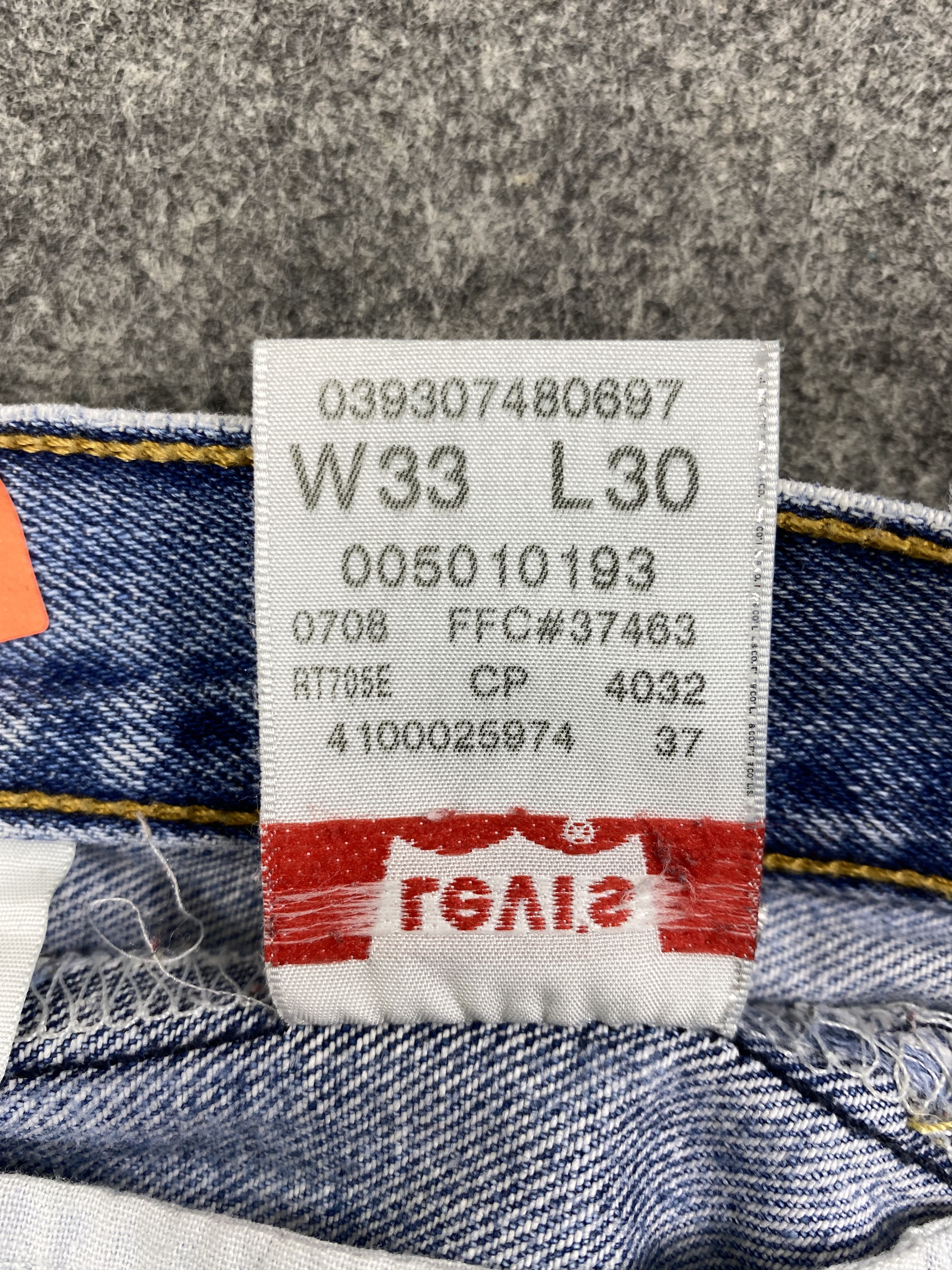 Levi's Mid Blue Vintage Levi's 501 Jeans 33x30 Denim -JN1654 Size US 33 - 9 Thumbnail