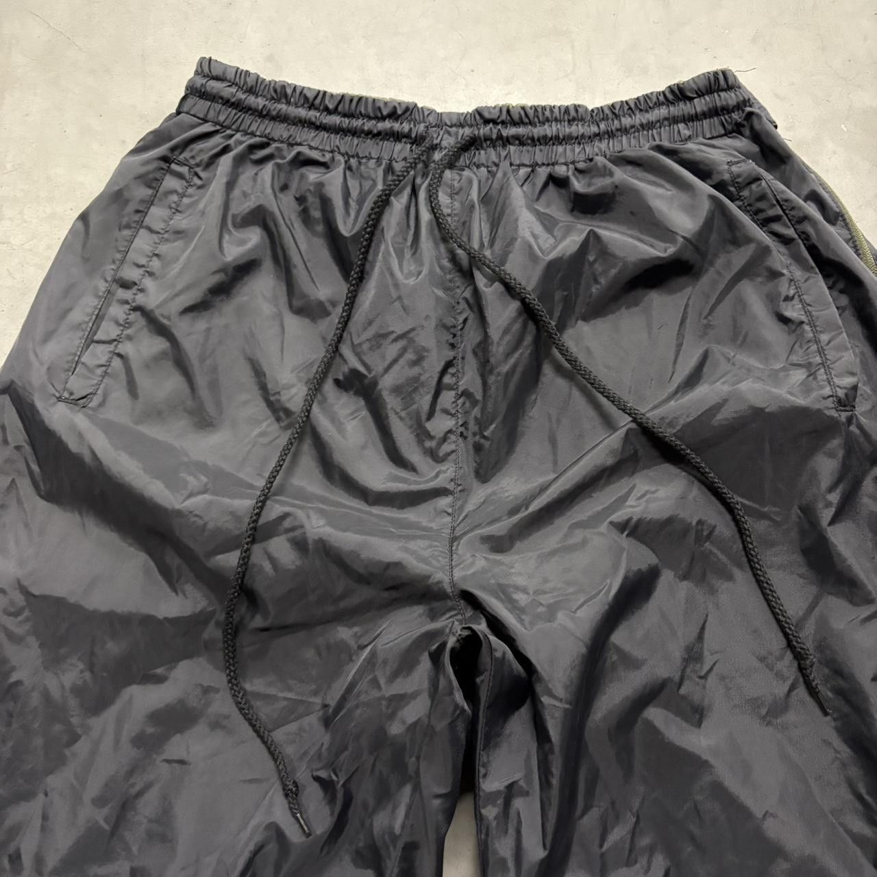 Vintage Crazy Vintage Y2K/2000s Baggy Green and Black Reversible double sided Track Pants! Size US 34 / EU 50 - 7 Thumbnail