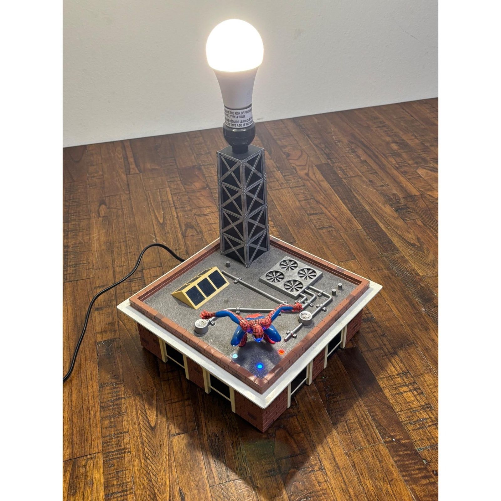 Marvel Comics Marvel Spider-Man Talking Lamp Light 2004 Size ONE SIZE - 1 Thumbnail