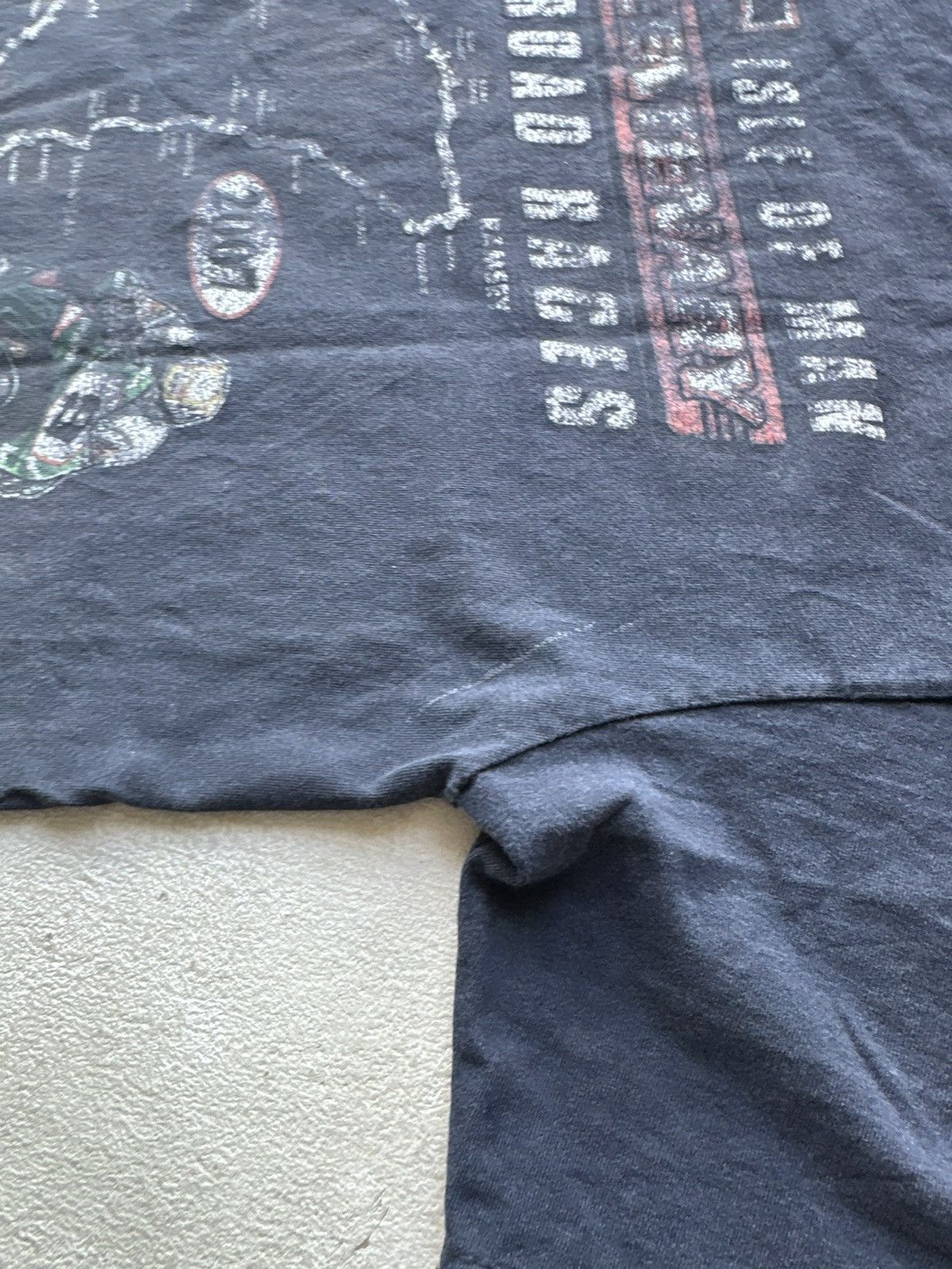 Vintage 🚨Racing T-shirt Isle of Man Vintage Big Logo 2 Side Size US M / EU 48-50 / 2 - 15 Thumbnail